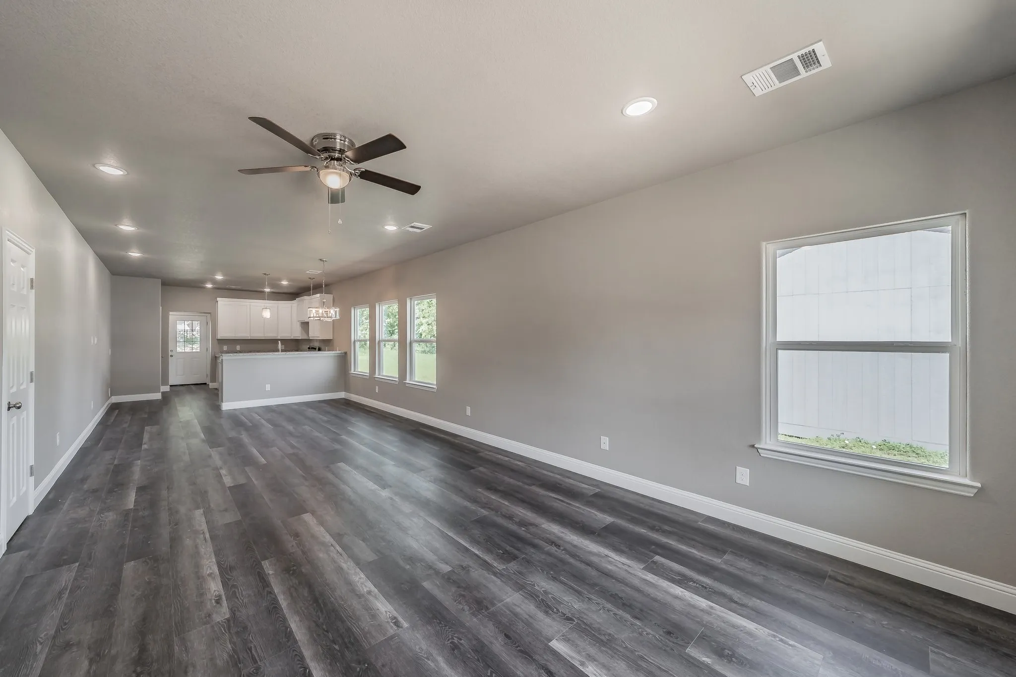Single Family Residence For Sale in Montague County , 708 Elba Street, Bowie, Texas 76230, 3 Bedroom, 2 Bathroom, Garage spaces, 1,462 Sqft, built in 2023, mls#21324665, Real Estate Agent in Bowie, Homes For Sale in Montague county, Homes For Sale in Bowie, Realtor in Bowie Texas, Real Estate Brokerage Independent Realty Texas, Luminita Cordes Realtor
