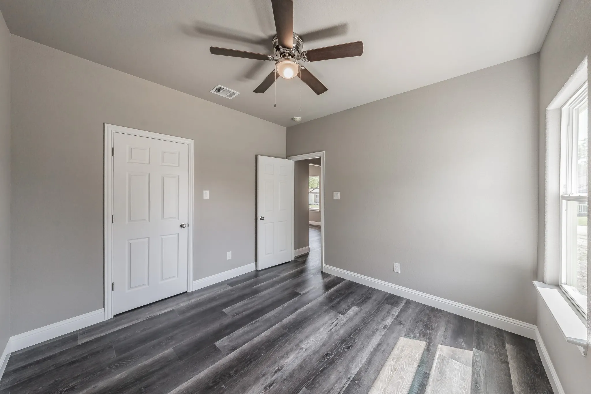 Single Family Residence For Sale in Montague County , 708 Elba Street, Bowie, Texas 76230, 3 Bedroom, 2 Bathroom, Garage spaces, 1,462 Sqft, built in 2023, mls#21324665, Real Estate Agent in Bowie, Homes For Sale in Montague county, Homes For Sale in Bowie, Realtor in Bowie Texas, Real Estate Brokerage Independent Realty Texas, Luminita Cordes Realtor