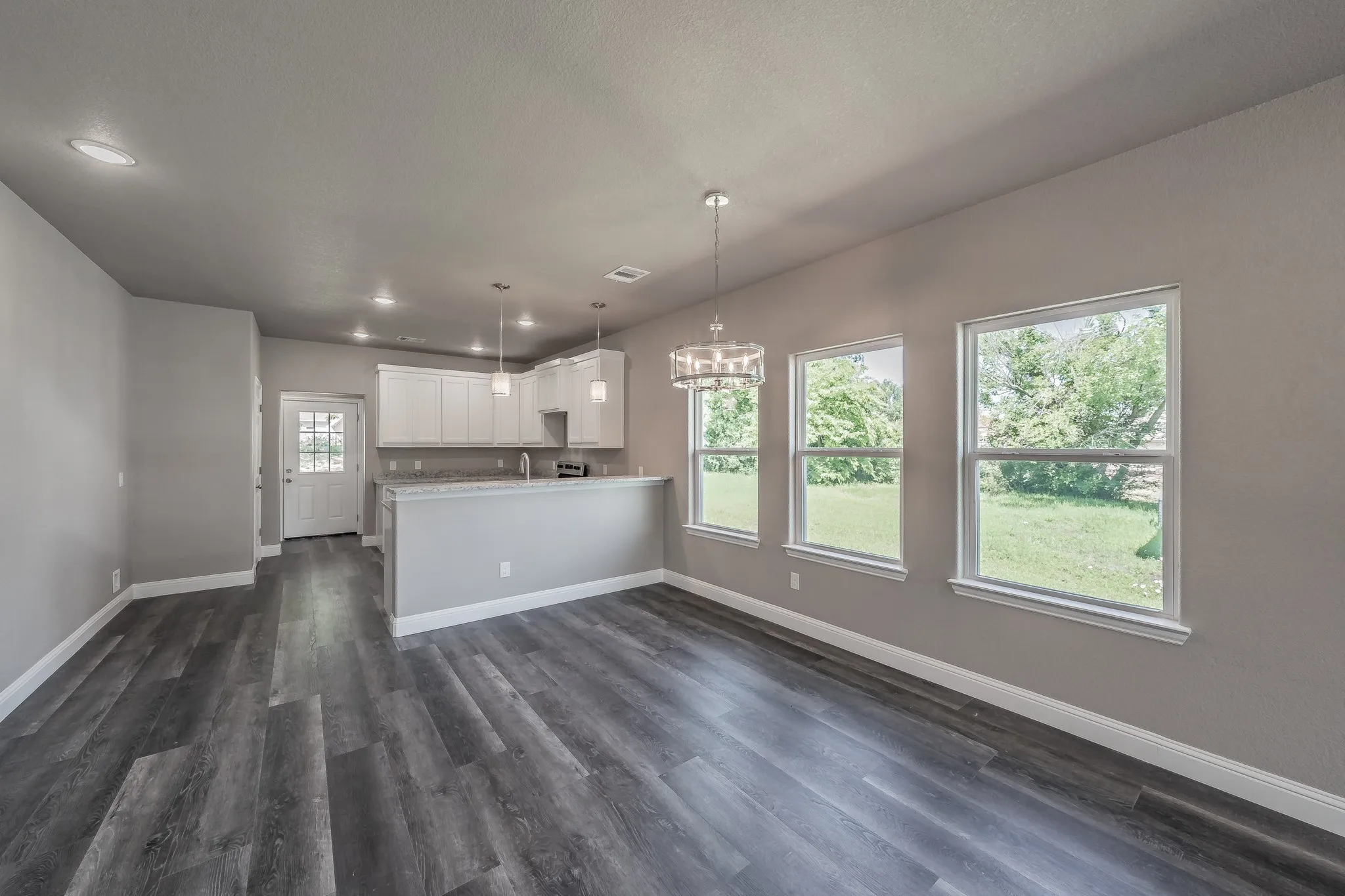Single Family Residence For Sale in Montague County , 708 Elba Street, Bowie, Texas 76230, 3 Bedroom, 2 Bathroom, Garage spaces, 1,462 Sqft, built in 2023, mls#21324665, Real Estate Agent in Bowie, Homes For Sale in Montague county, Homes For Sale in Bowie, Realtor in Bowie Texas, Real Estate Brokerage Independent Realty Texas, Luminita Cordes Realtor