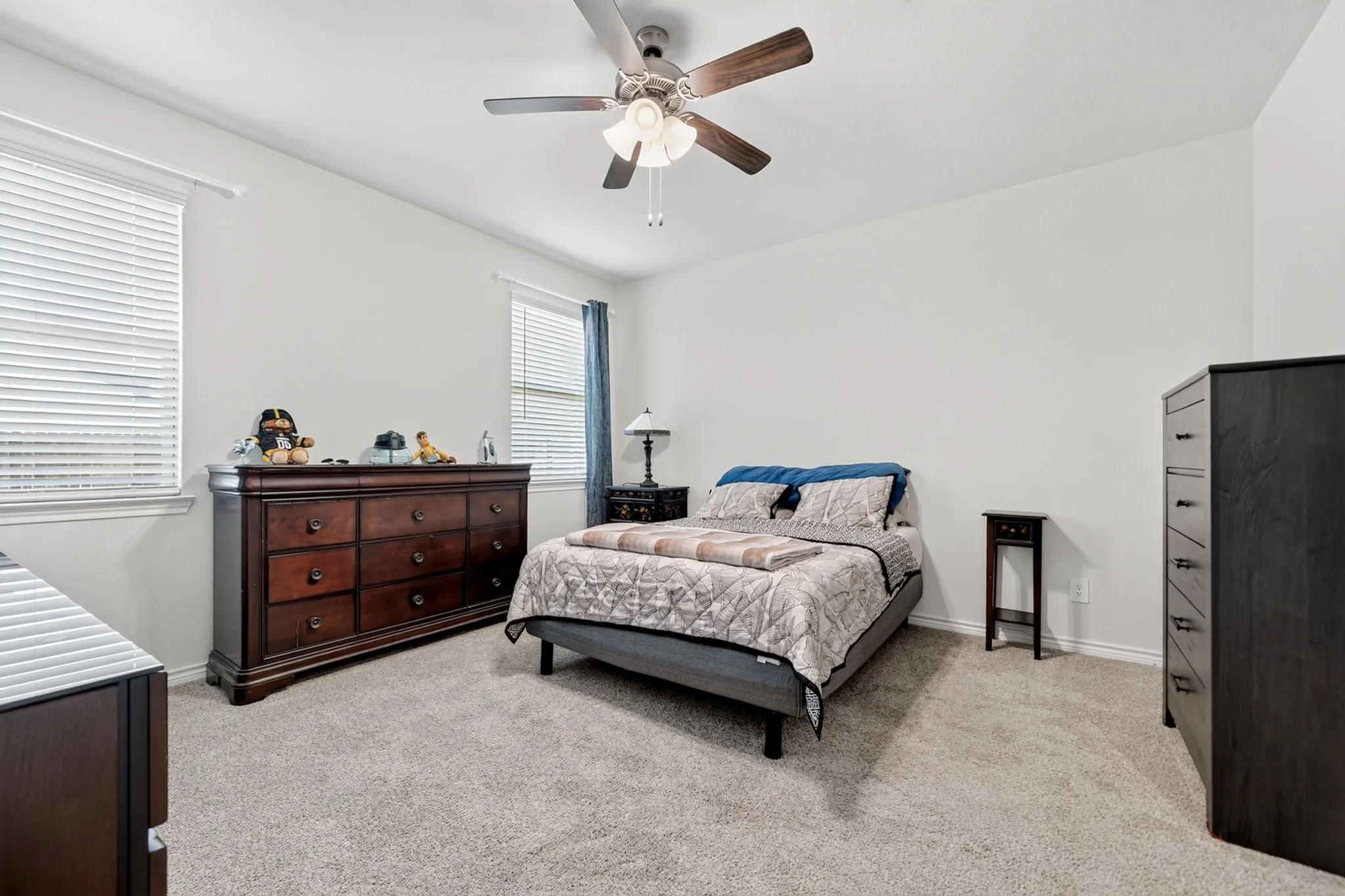 Single Family Residence For Sale in Denton County , 10105 Sunnyview Lane, Aubrey, Texas 76227, 3 Bedroom, 2 Bathroom, 2 Garage spaces, 1,781 Sqft, built in 2024, mls#21324107, Real Estate Agent in Aubrey, Homes For Sale in Denton county, Homes For Sale in Aubrey, Realtor in Aubrey Texas, Real Estate Brokerage Independent Realty Texas, Luminita Cordes Realtor