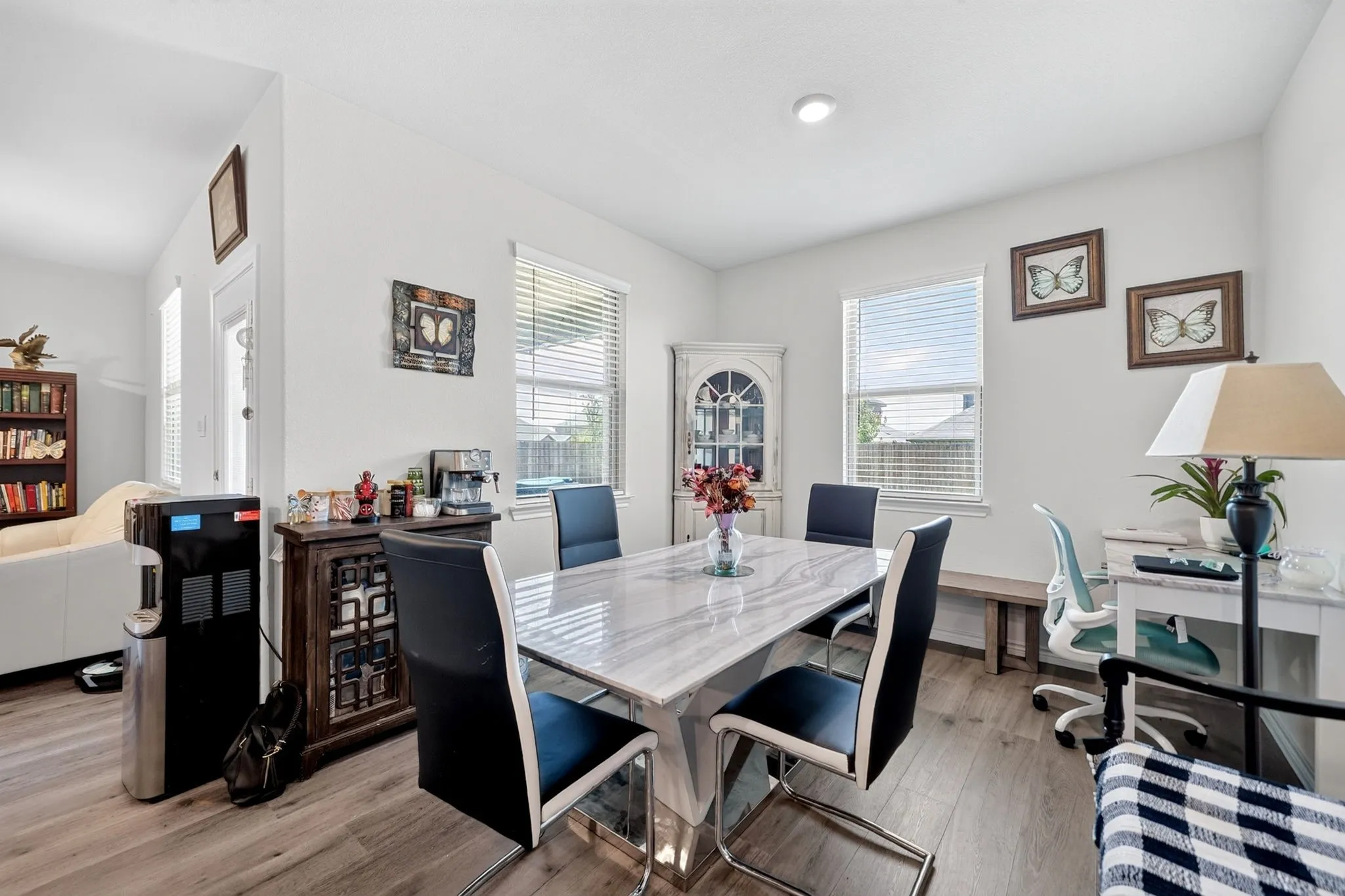 Single Family Residence For Sale in Denton County , 10105 Sunnyview Lane, Aubrey, Texas 76227, 3 Bedroom, 2 Bathroom, 2 Garage spaces, 1,781 Sqft, built in 2024, mls#21324107, Real Estate Agent in Aubrey, Homes For Sale in Denton county, Homes For Sale in Aubrey, Realtor in Aubrey Texas, Real Estate Brokerage Independent Realty Texas, Luminita Cordes Realtor