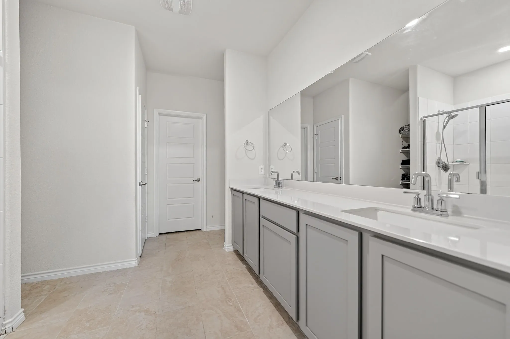 Single Family Residence For Sale in Denton County , 10105 Sunnyview Lane, Aubrey, Texas 76227, 3 Bedroom, 2 Bathroom, 2 Garage spaces, 1,781 Sqft, built in 2024, mls#21324107, Real Estate Agent in Aubrey, Homes For Sale in Denton county, Homes For Sale in Aubrey, Realtor in Aubrey Texas, Real Estate Brokerage Independent Realty Texas, Luminita Cordes Realtor