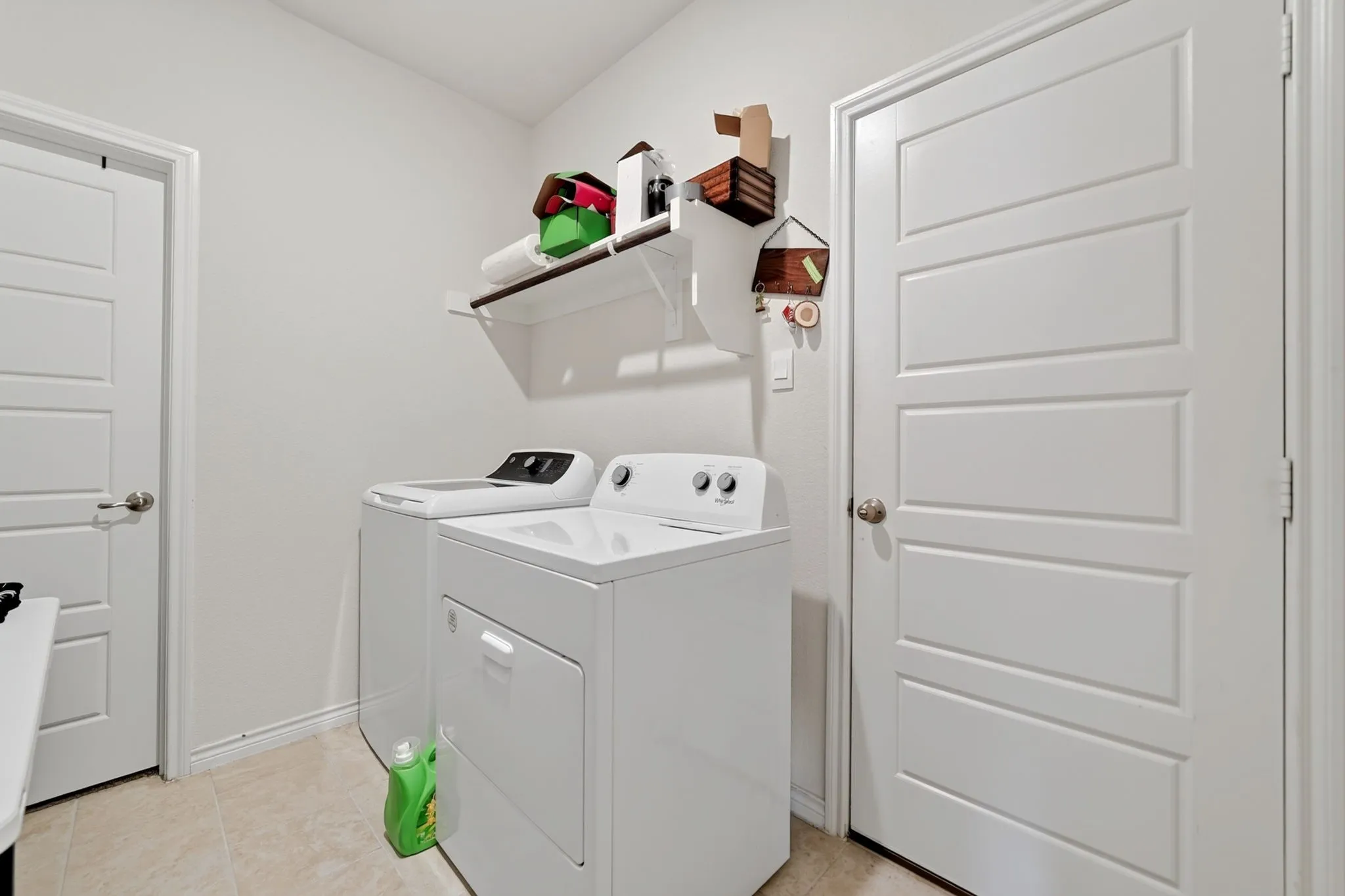 Single Family Residence For Sale in Denton County , 10105 Sunnyview Lane, Aubrey, Texas 76227, 3 Bedroom, 2 Bathroom, 2 Garage spaces, 1,781 Sqft, built in 2024, mls#21324107, Real Estate Agent in Aubrey, Homes For Sale in Denton county, Homes For Sale in Aubrey, Realtor in Aubrey Texas, Real Estate Brokerage Independent Realty Texas, Luminita Cordes Realtor