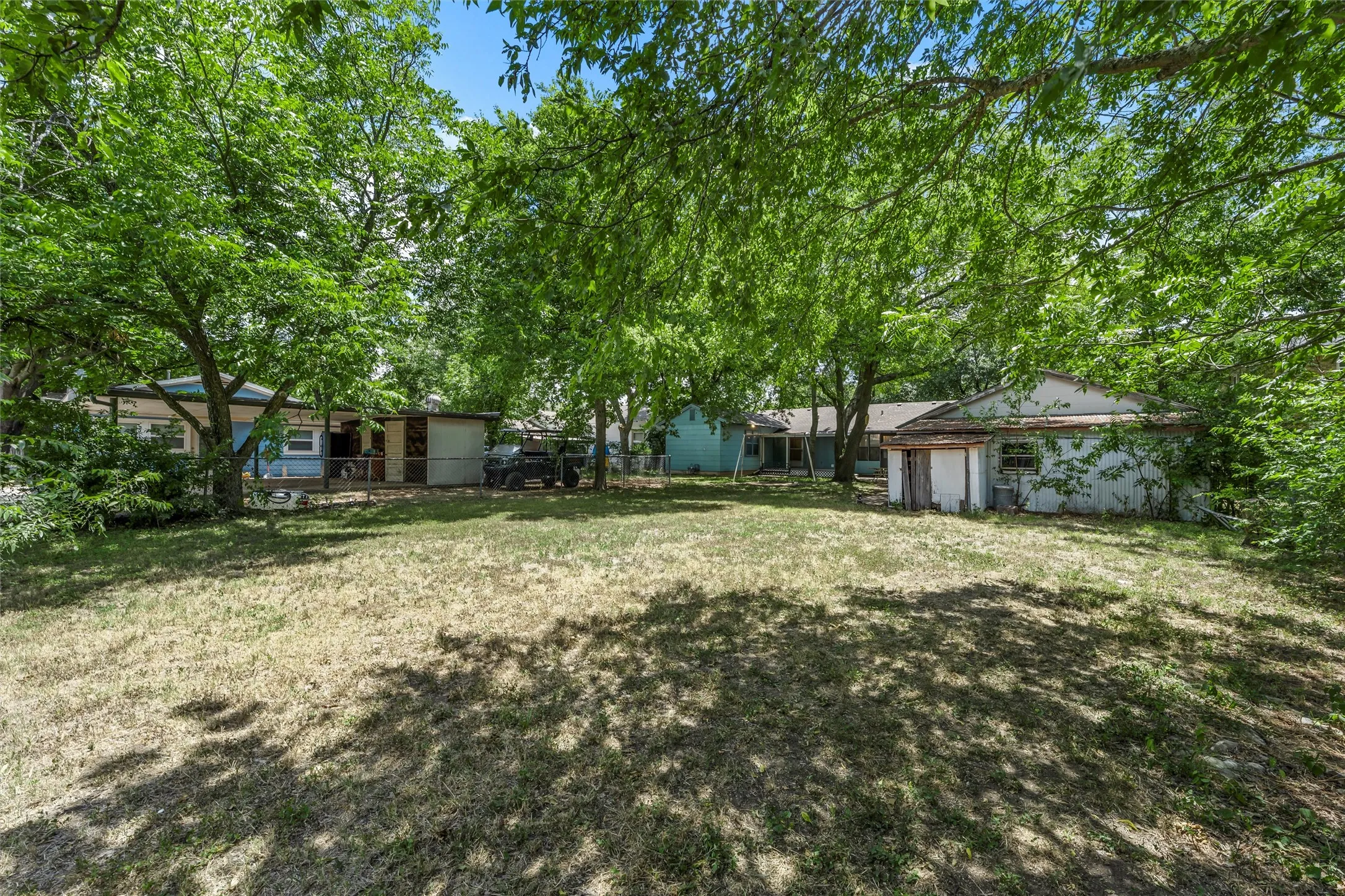 Single Family Residence For Sale in Mc Lennan County , 207 N Marable Street, West, Texas 76691, 3 Bedrooms, 2 Bathrooms, 2 Garage spaces, 1,721 Sqft, built in 1950, Price $239,900, mls#21323400, Real Estate Agent in West, Homes For Sale in Mc Lennan county, Homes For Sale in West, Realtor in West Texas, Real Estate Brokerage Independent Realty Texas, Luminita Cordes Realtor