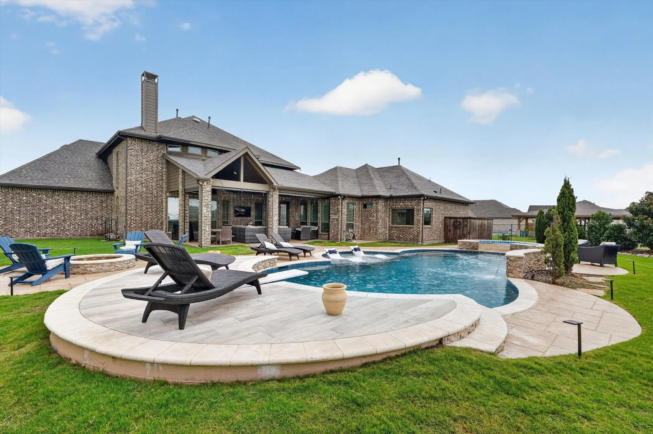 Single Family Residence For Sale in Dallas County , 6706 Blackstone Drive, Sachse, Texas 75048, 5 Bedroom, 6 Bathroom, 4 Garage spaces, 5,256 Sqft, built in 2018, mls#21308630, Real Estate Agent in Sachse, Homes For Sale in Dallas county, Homes For Sale in Sachse, Realtor in Sachse Texas, Real Estate Brokerage Independent Realty Texas, Luminita Cordes Realtor