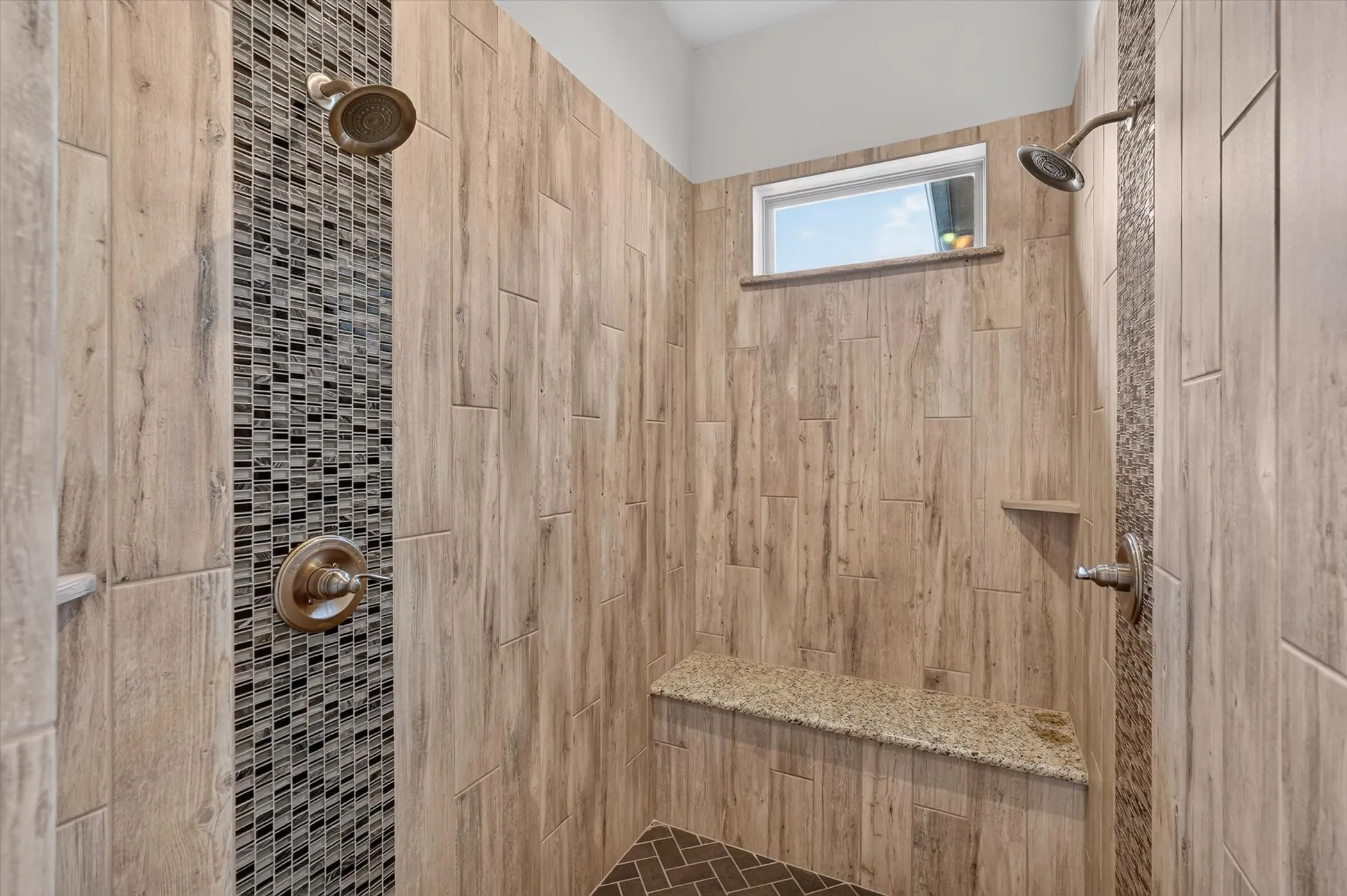 Single Family Residence For Sale in Dallas County , 6706 Blackstone Drive, Sachse, Texas 75048, 5 Bedroom, 6 Bathroom, 4 Garage spaces, 5,256 Sqft, built in 2018, mls#21308630, Real Estate Agent in Sachse, Homes For Sale in Dallas county, Homes For Sale in Sachse, Realtor in Sachse Texas, Real Estate Brokerage Independent Realty Texas, Luminita Cordes Realtor