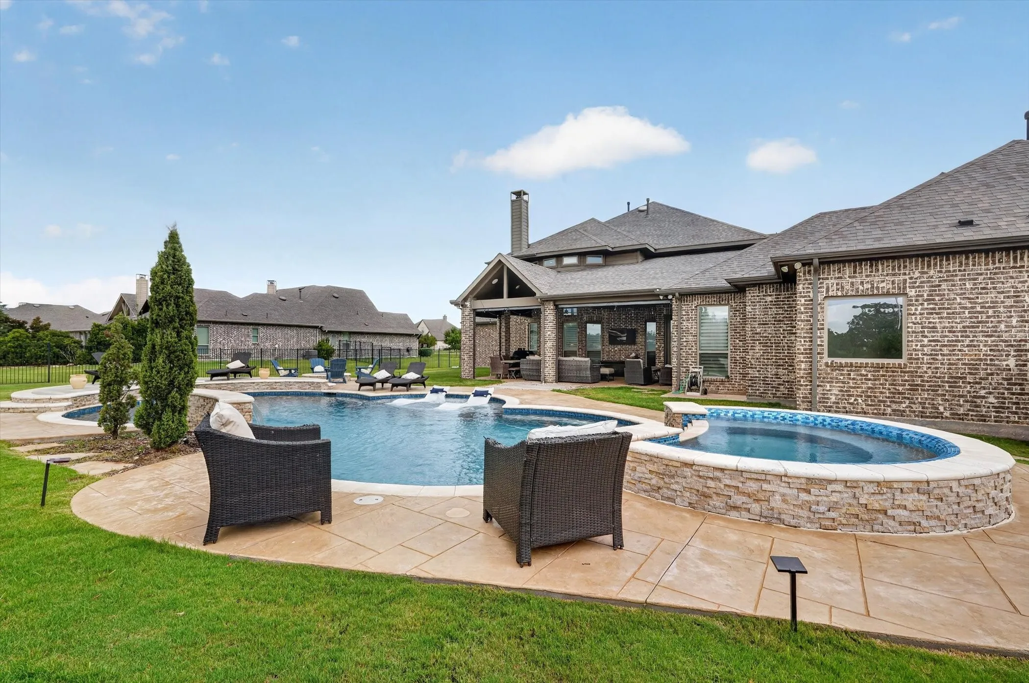 Single Family Residence For Sale in Dallas County , 6706 Blackstone Drive, Sachse, Texas 75048, 5 Bedroom, 6 Bathroom, 4 Garage spaces, 5,256 Sqft, built in 2018, mls#21308630, Real Estate Agent in Sachse, Homes For Sale in Dallas county, Homes For Sale in Sachse, Realtor in Sachse Texas, Real Estate Brokerage Independent Realty Texas, Luminita Cordes Realtor