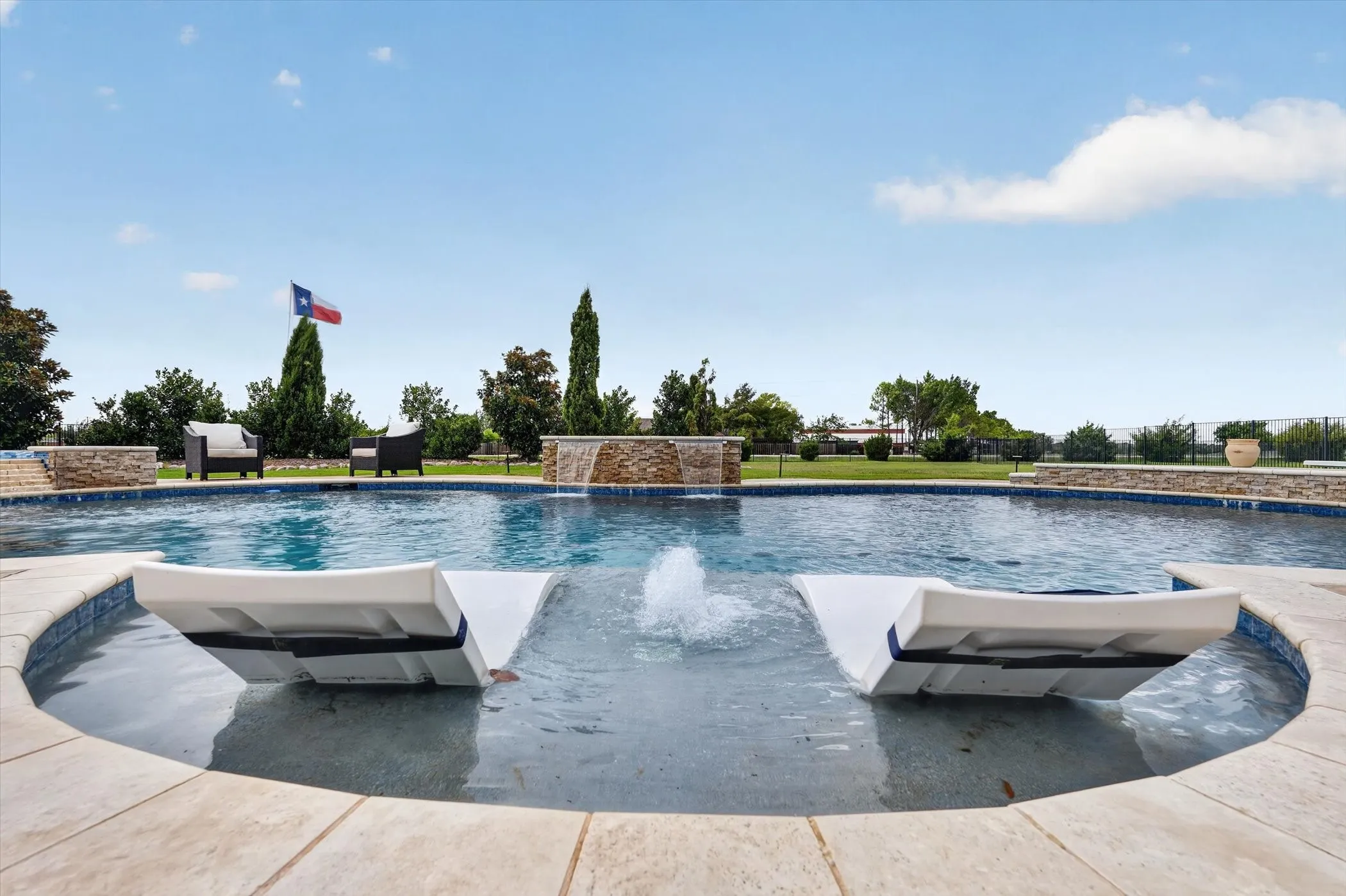 Single Family Residence For Sale in Dallas County , 6706 Blackstone Drive, Sachse, Texas 75048, 5 Bedroom, 6 Bathroom, 4 Garage spaces, 5,256 Sqft, built in 2018, mls#21308630, Real Estate Agent in Sachse, Homes For Sale in Dallas county, Homes For Sale in Sachse, Realtor in Sachse Texas, Real Estate Brokerage Independent Realty Texas, Luminita Cordes Realtor