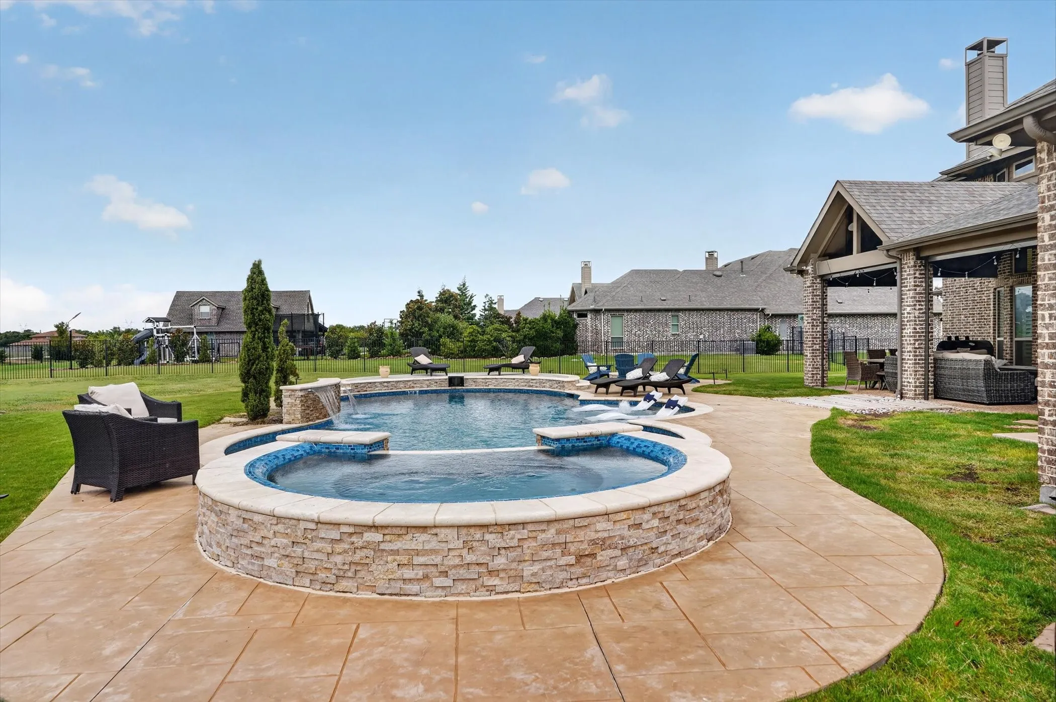 Single Family Residence For Sale in Dallas County , 6706 Blackstone Drive, Sachse, Texas 75048, 5 Bedroom, 6 Bathroom, 4 Garage spaces, 5,256 Sqft, built in 2018, mls#21308630, Real Estate Agent in Sachse, Homes For Sale in Dallas county, Homes For Sale in Sachse, Realtor in Sachse Texas, Real Estate Brokerage Independent Realty Texas, Luminita Cordes Realtor