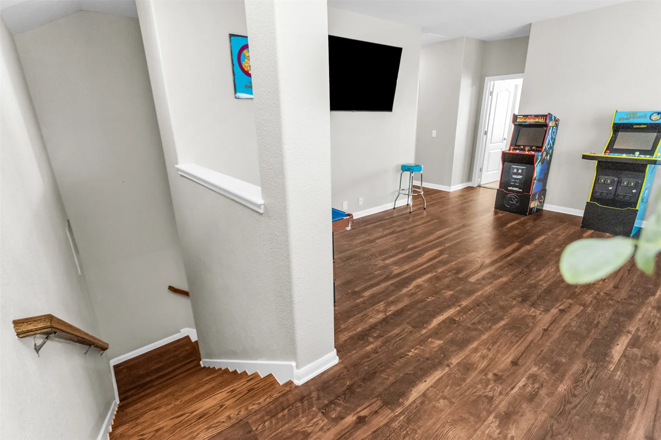 Single Family Residence For Sale in Dallas County , 529 Bermuda Avenue, Lancaster, Texas 75146, 5 Bedroom, 4 Bathroom, 2 Garage spaces, 3,106 Sqft, built in 2022, mls#21305053, Real Estate Agent in Lancaster, Homes For Sale in Dallas county, Homes For Sale in Lancaster, Realtor in Lancaster Texas, Real Estate Brokerage Independent Realty Texas, Luminita Cordes Realtor