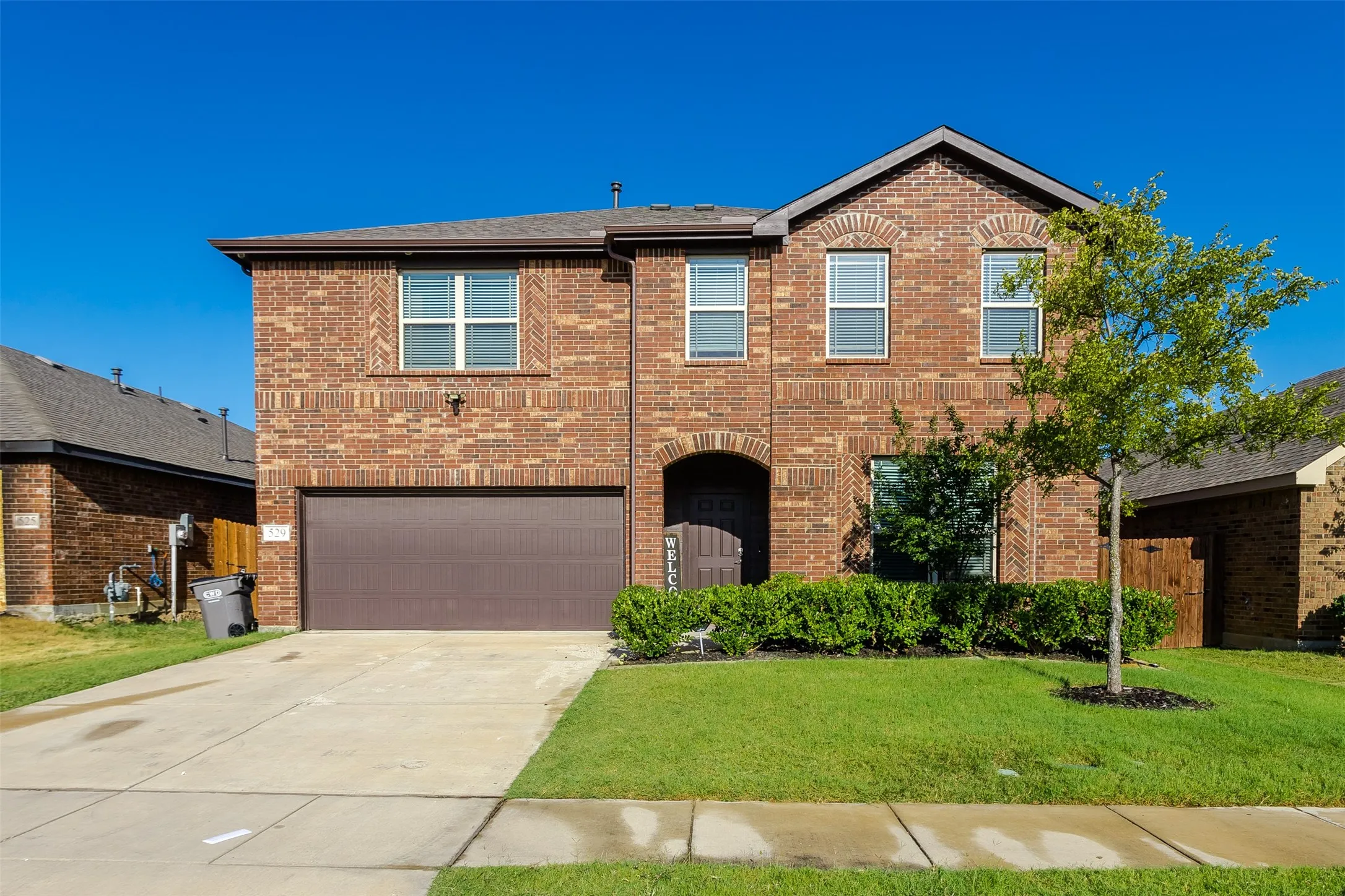 Single Family Residence For Sale in Dallas County , 529 Bermuda Avenue, Lancaster, Texas 75146, 5 Bedroom, 4 Bathroom, 2 Garage spaces, 3,106 Sqft, built in 2022, mls#21305053, Real Estate Agent in Lancaster, Homes For Sale in Dallas county, Homes For Sale in Lancaster, Realtor in Lancaster Texas, Real Estate Brokerage Independent Realty Texas, Luminita Cordes Realtor