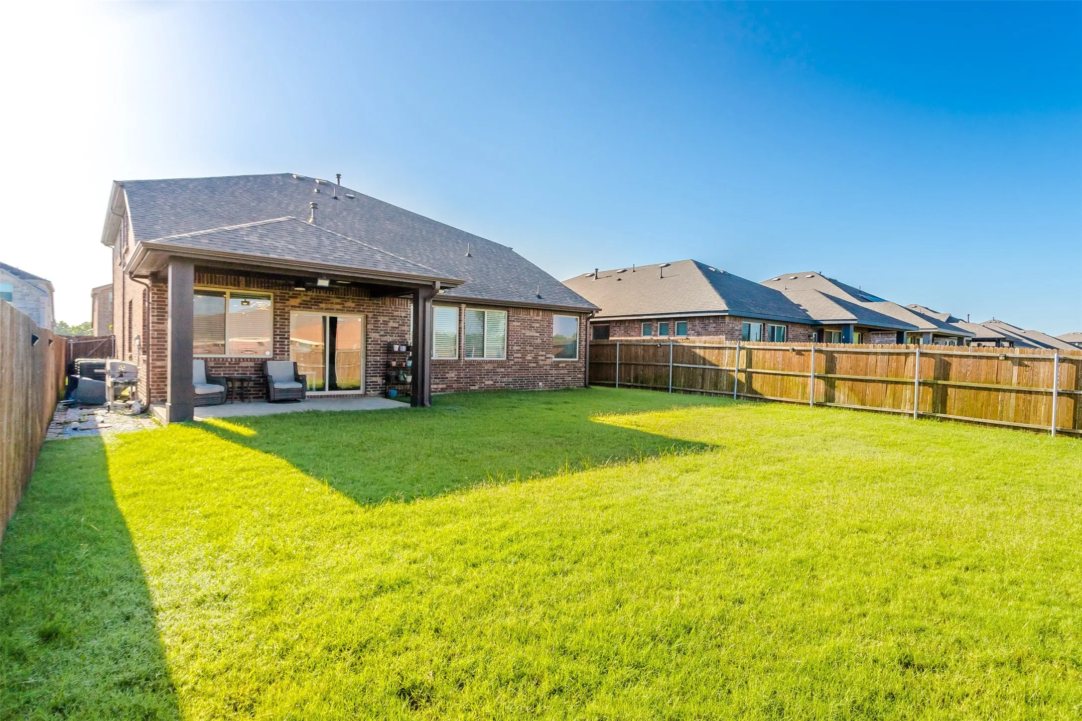 Single Family Residence For Sale in Dallas County , 529 Bermuda Avenue, Lancaster, Texas 75146, 5 Bedroom, 4 Bathroom, 2 Garage spaces, 3,106 Sqft, built in 2022, mls#21305053, Real Estate Agent in Lancaster, Homes For Sale in Dallas county, Homes For Sale in Lancaster, Realtor in Lancaster Texas, Real Estate Brokerage Independent Realty Texas, Luminita Cordes Realtor