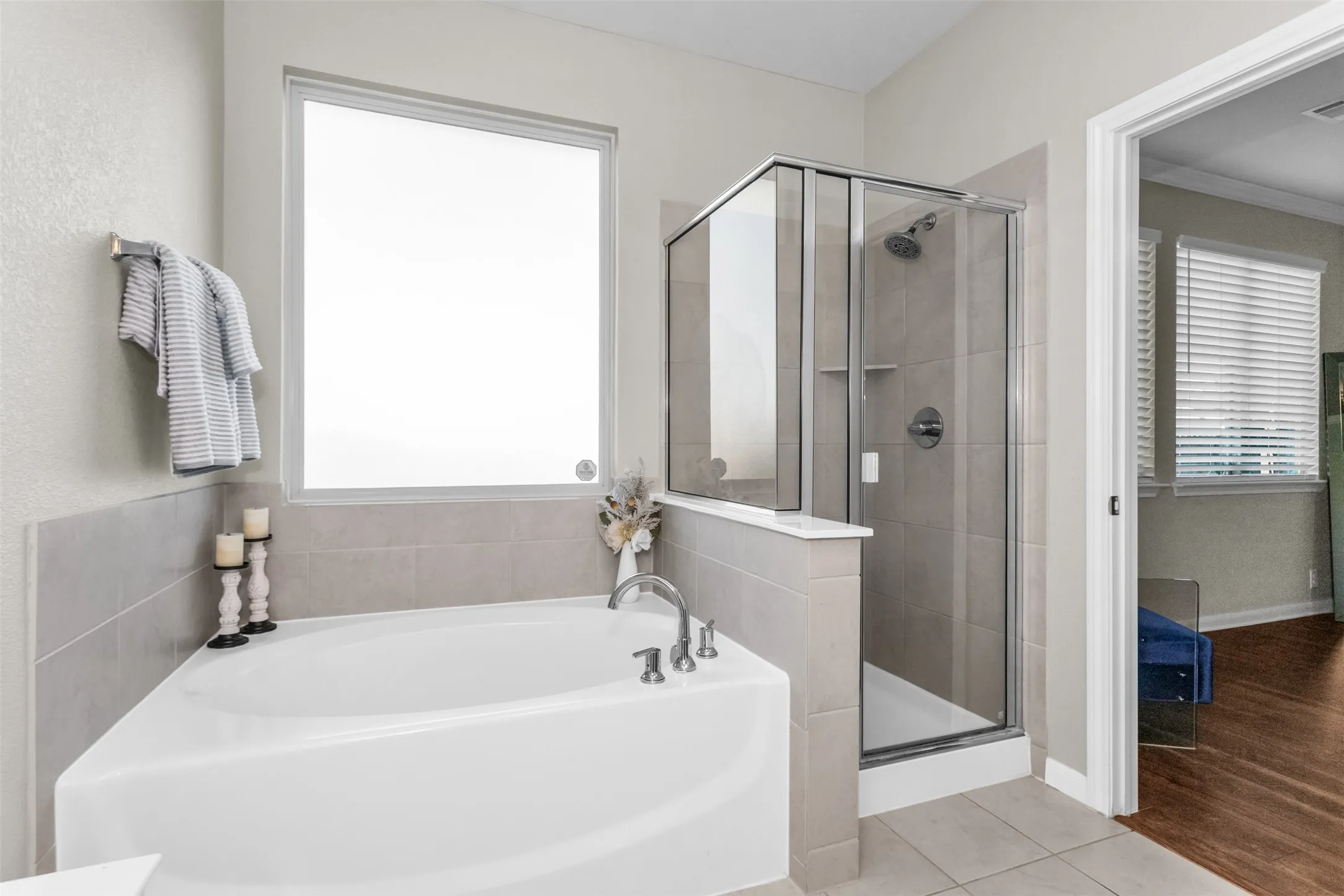 Single Family Residence For Sale in Dallas County , 529 Bermuda Avenue, Lancaster, Texas 75146, 5 Bedroom, 4 Bathroom, 2 Garage spaces, 3,106 Sqft, built in 2022, mls#21305053, Real Estate Agent in Lancaster, Homes For Sale in Dallas county, Homes For Sale in Lancaster, Realtor in Lancaster Texas, Real Estate Brokerage Independent Realty Texas, Luminita Cordes Realtor