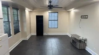 Single Family Residence For Sale in Johnson County , 821 College Street, Cleburne, Texas 76033, 3 Bedroom, 2 Bathroom, Garage spaces, 1,250 Sqft, built in 1944, mls#21324699, Real Estate Agent in Cleburne, Homes For Sale in Johnson county, Homes For Sale in Cleburne, Realtor in Cleburne Texas, Real Estate Brokerage Independent Realty Texas, Luminita Cordes Realtor