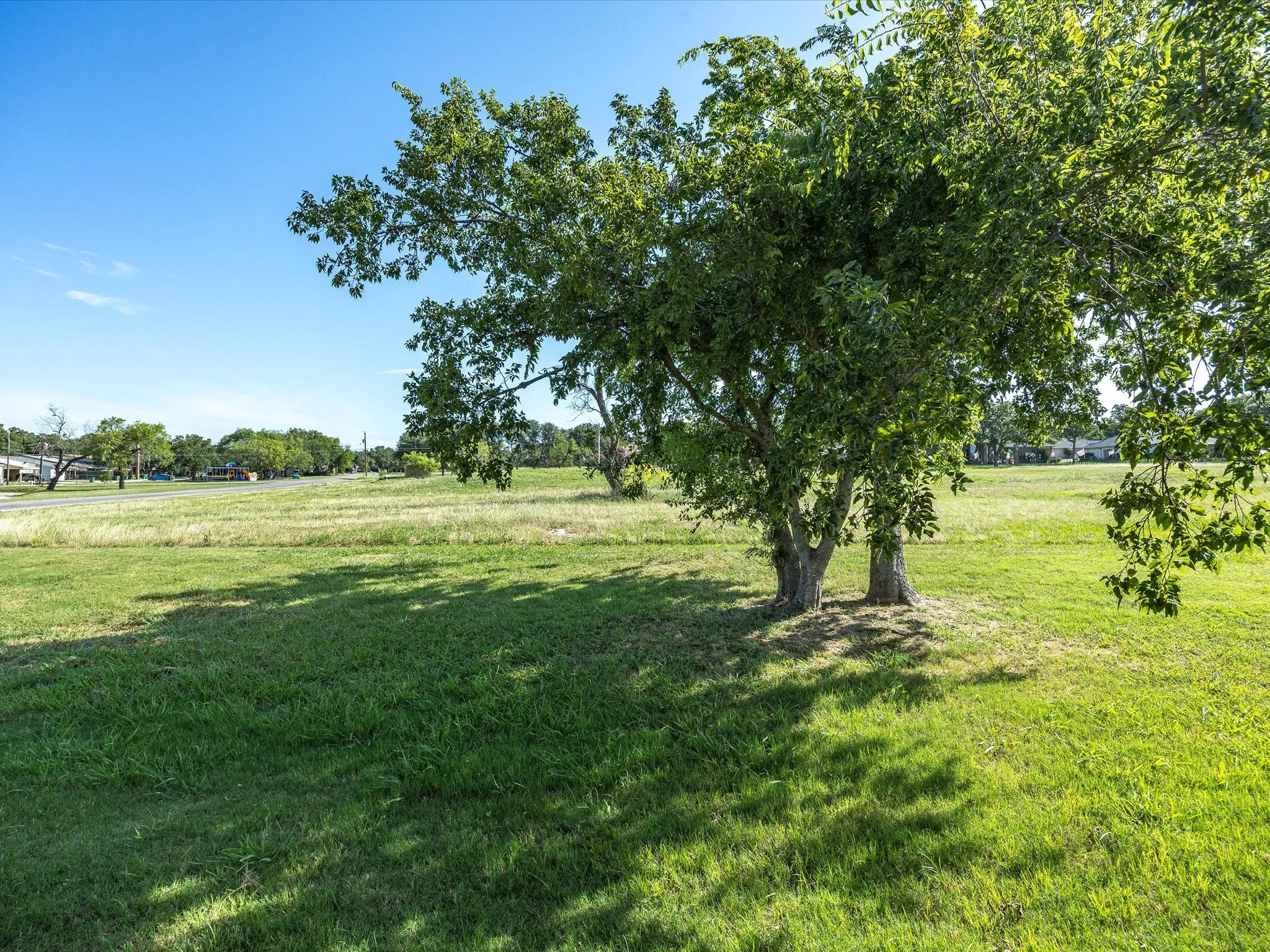 Single Family Residence For Sale in Wise County , 648 Half Moon Way, Runaway Bay, Texas 76426, 3 Bedroom, 2 Bathroom, 2 Garage spaces, 1,894 Sqft, built in 2022, mls#21324423, Real Estate Agent in Runaway Bay, Homes For Sale in Wise county, Homes For Sale in Runaway Bay, Realtor in Runaway Bay Texas, Real Estate Brokerage Independent Realty Texas, Luminita Cordes Realtor