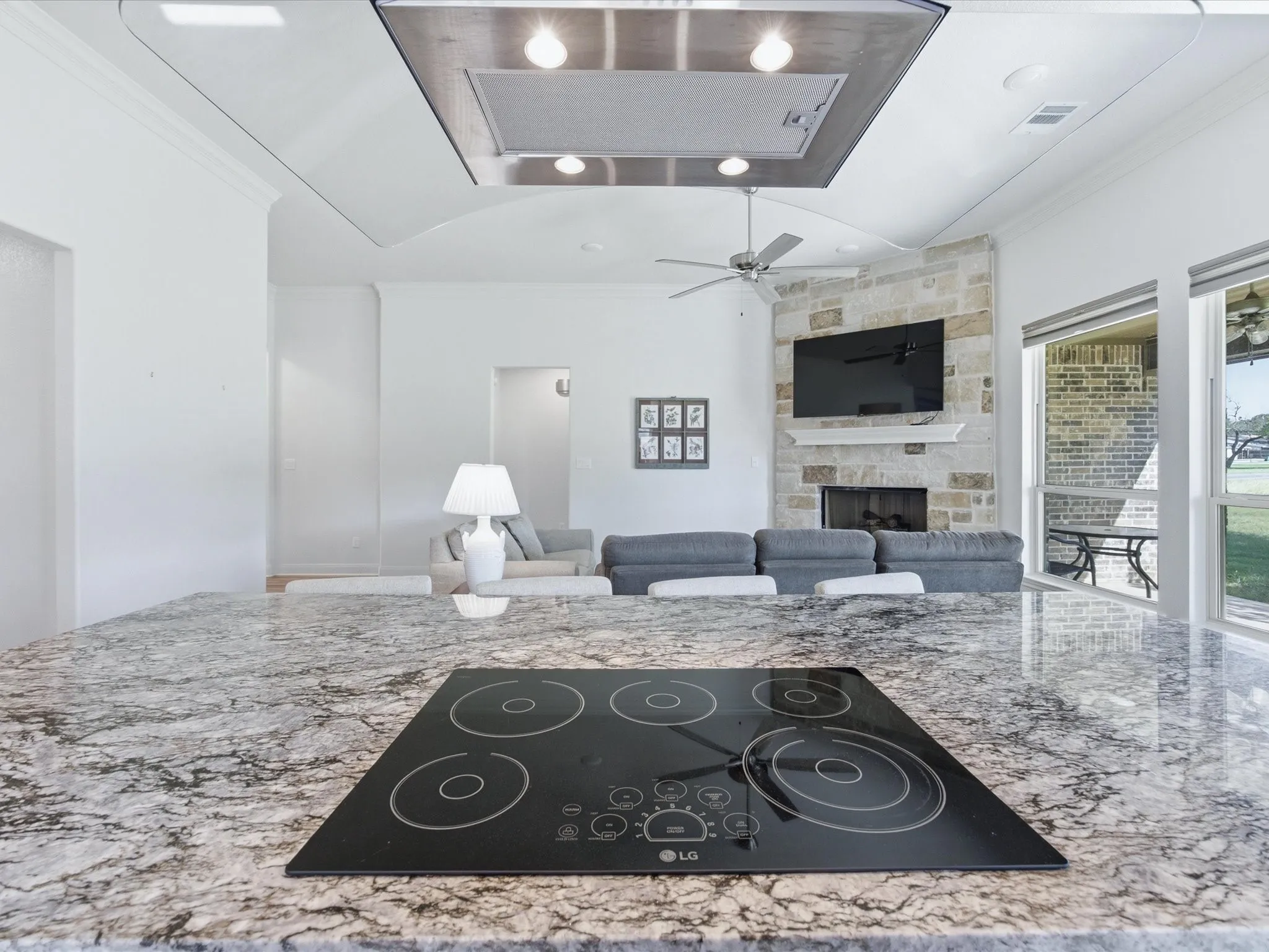 Single Family Residence For Sale in Wise County , 648 Half Moon Way, Runaway Bay, Texas 76426, 3 Bedroom, 2 Bathroom, 2 Garage spaces, 1,894 Sqft, built in 2022, mls#21324423, Real Estate Agent in Runaway Bay, Homes For Sale in Wise county, Homes For Sale in Runaway Bay, Realtor in Runaway Bay Texas, Real Estate Brokerage Independent Realty Texas, Luminita Cordes Realtor