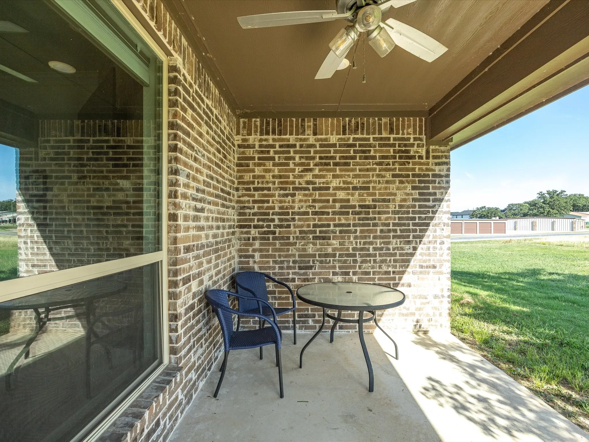 Single Family Residence For Sale in Wise County , 648 Half Moon Way, Runaway Bay, Texas 76426, 3 Bedroom, 2 Bathroom, 2 Garage spaces, 1,894 Sqft, built in 2022, mls#21324423, Real Estate Agent in Runaway Bay, Homes For Sale in Wise county, Homes For Sale in Runaway Bay, Realtor in Runaway Bay Texas, Real Estate Brokerage Independent Realty Texas, Luminita Cordes Realtor