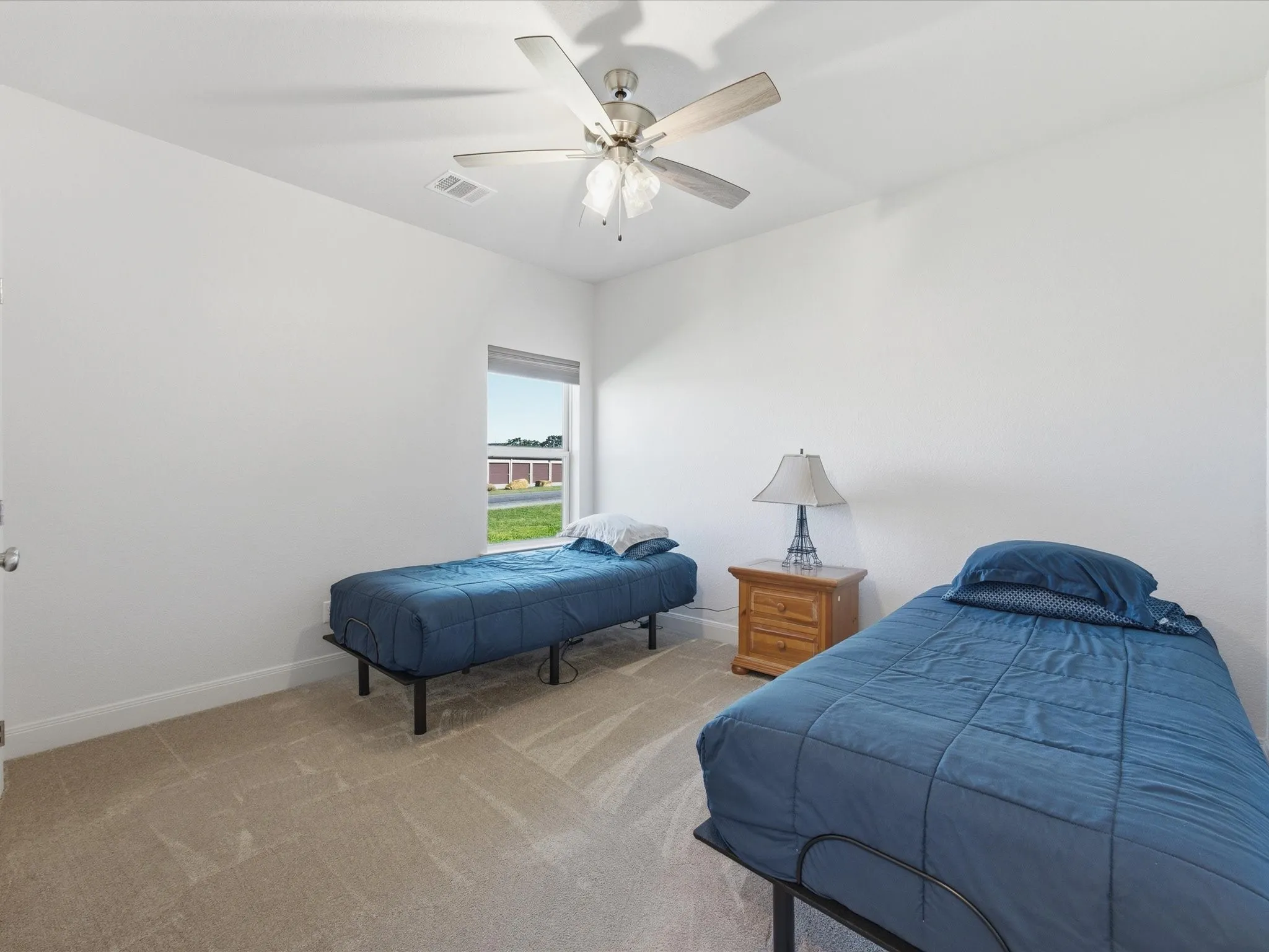 Single Family Residence For Sale in Wise County , 648 Half Moon Way, Runaway Bay, Texas 76426, 3 Bedroom, 2 Bathroom, 2 Garage spaces, 1,894 Sqft, built in 2022, mls#21324423, Real Estate Agent in Runaway Bay, Homes For Sale in Wise county, Homes For Sale in Runaway Bay, Realtor in Runaway Bay Texas, Real Estate Brokerage Independent Realty Texas, Luminita Cordes Realtor