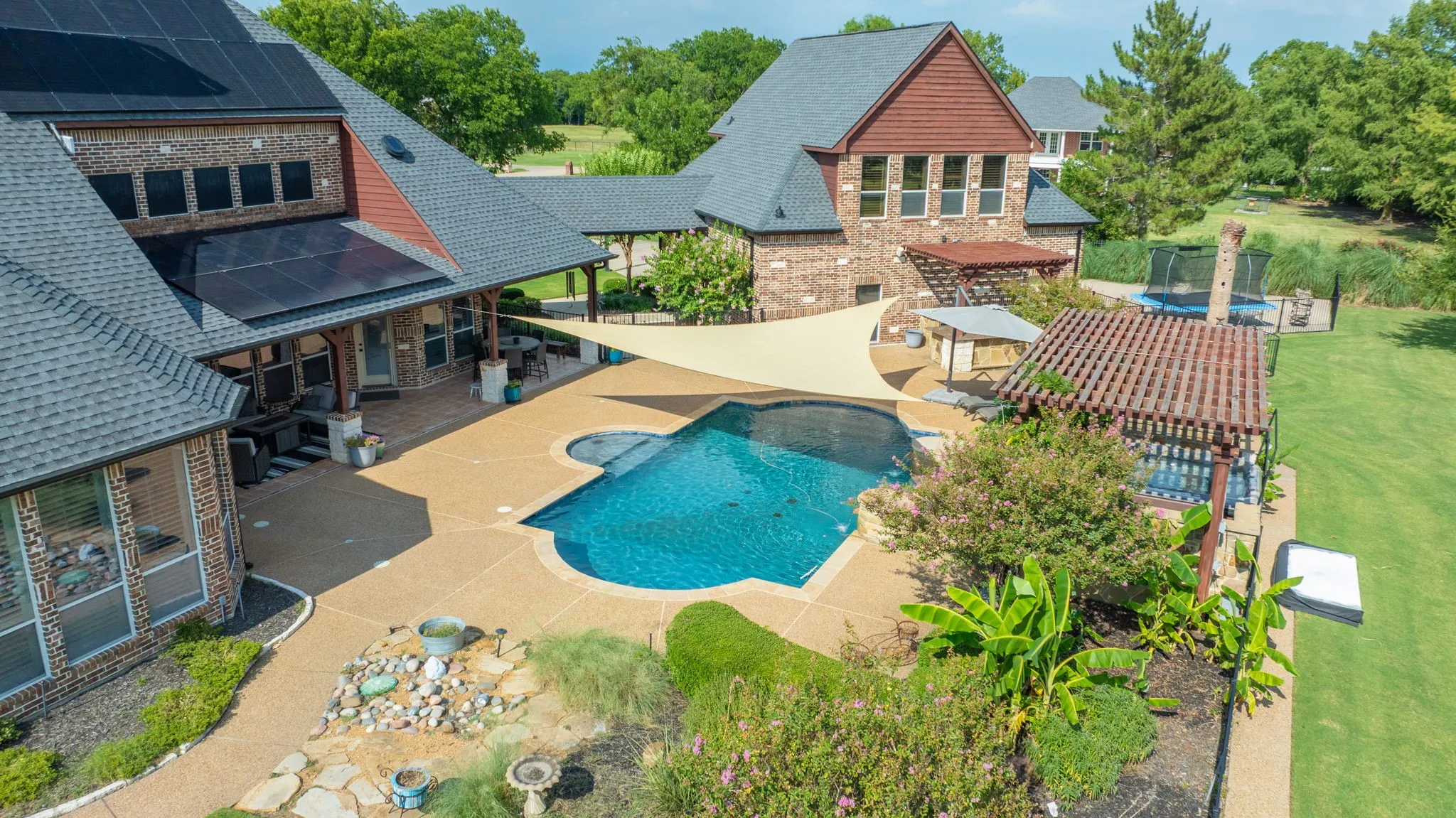 Single Family Residence For Sale in Rockwall County , 465 Equestrian Drive, Rockwall, Texas 75032, 5 Bedroom, 6 Bathroom, 4 Garage spaces, 5,535 Sqft, built in 2004, mls#21320671, Real Estate Agent in Rockwall, Homes For Sale in Rockwall county, Homes For Sale in Rockwall, Realtor in Rockwall Texas, Real Estate Brokerage Independent Realty Texas, Luminita Cordes Realtor