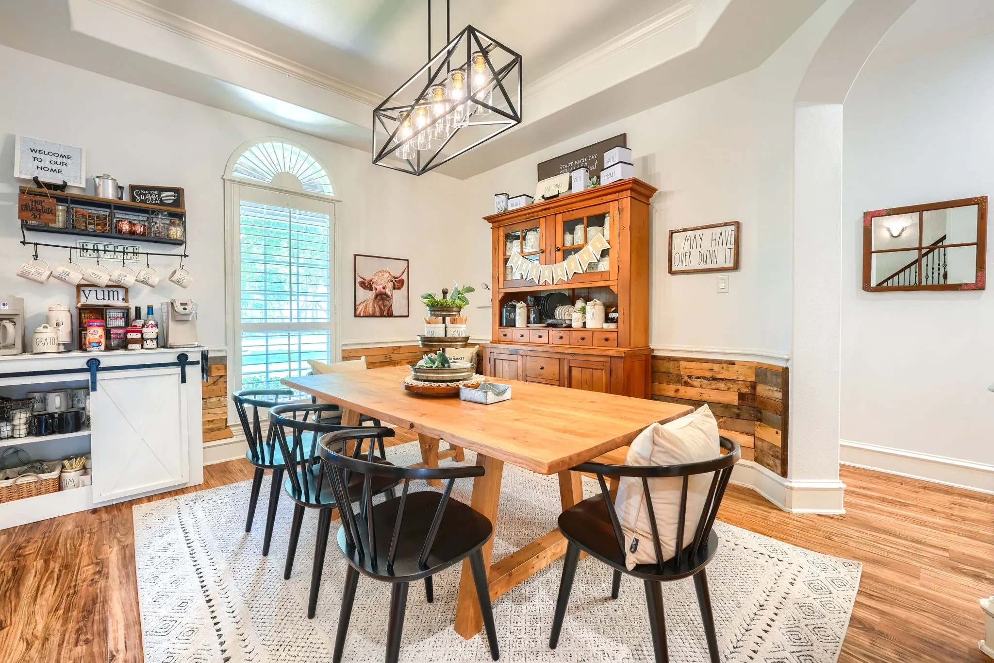 Single Family Residence For Sale in Rockwall County , 465 Equestrian Drive, Rockwall, Texas 75032, 5 Bedroom, 6 Bathroom, 4 Garage spaces, 5,535 Sqft, built in 2004, mls#21320671, Real Estate Agent in Rockwall, Homes For Sale in Rockwall county, Homes For Sale in Rockwall, Realtor in Rockwall Texas, Real Estate Brokerage Independent Realty Texas, Luminita Cordes Realtor
