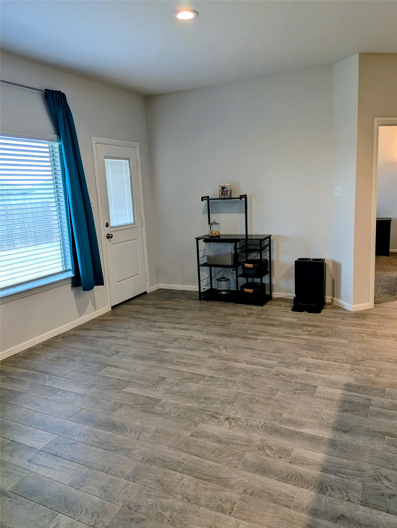 Single Family Residence For Sale in Tarrant County , 9752 New Bern Drive, Fort Worth, Texas 76108, 4 Bedroom, 2 Bathroom, 2 Garage spaces, 1,795 Sqft, built in 2022, mls#21324516, Real Estate Agent in Fort Worth, Homes For Sale in Tarrant county, Homes For Sale in Fort Worth, Realtor in Fort Worth Texas, Real Estate Brokerage Independent Realty Texas, Luminita Cordes Realtor