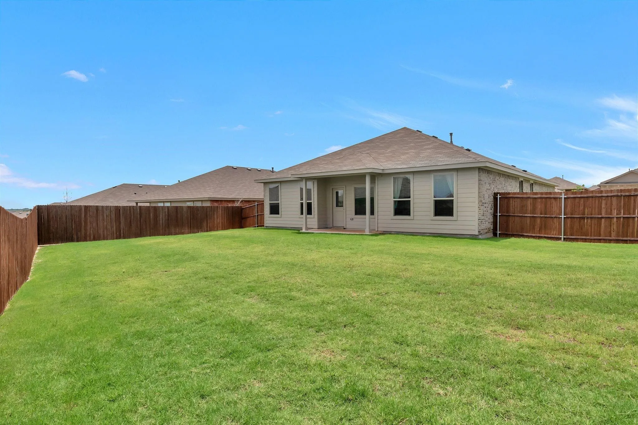 Single Family Residence For Sale in Tarrant County , 9752 New Bern Drive, Fort Worth, Texas 76108, 4 Bedroom, 2 Bathroom, 2 Garage spaces, 1,795 Sqft, built in 2022, mls#21324516, Real Estate Agent in Fort Worth, Homes For Sale in Tarrant county, Homes For Sale in Fort Worth, Realtor in Fort Worth Texas, Real Estate Brokerage Independent Realty Texas, Luminita Cordes Realtor