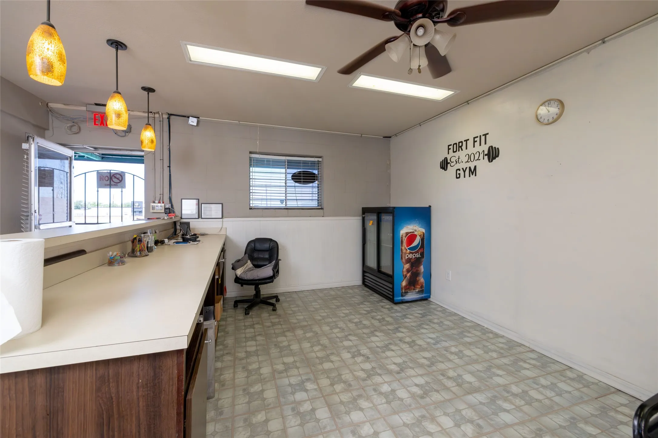 Business For Sale in Tarrant County , 3717 Mccart Avenue, Fort Worth, Texas 76110, 0, 0, Garage spaces, 0 Sqft, built in 1952, mls#21324704, Real Estate Agent in Fort Worth, Homes For Sale in Tarrant county, Homes For Sale in Fort Worth, Realtor in Fort Worth Texas, Real Estate Brokerage Independent Realty Texas, Luminita Cordes Realtor