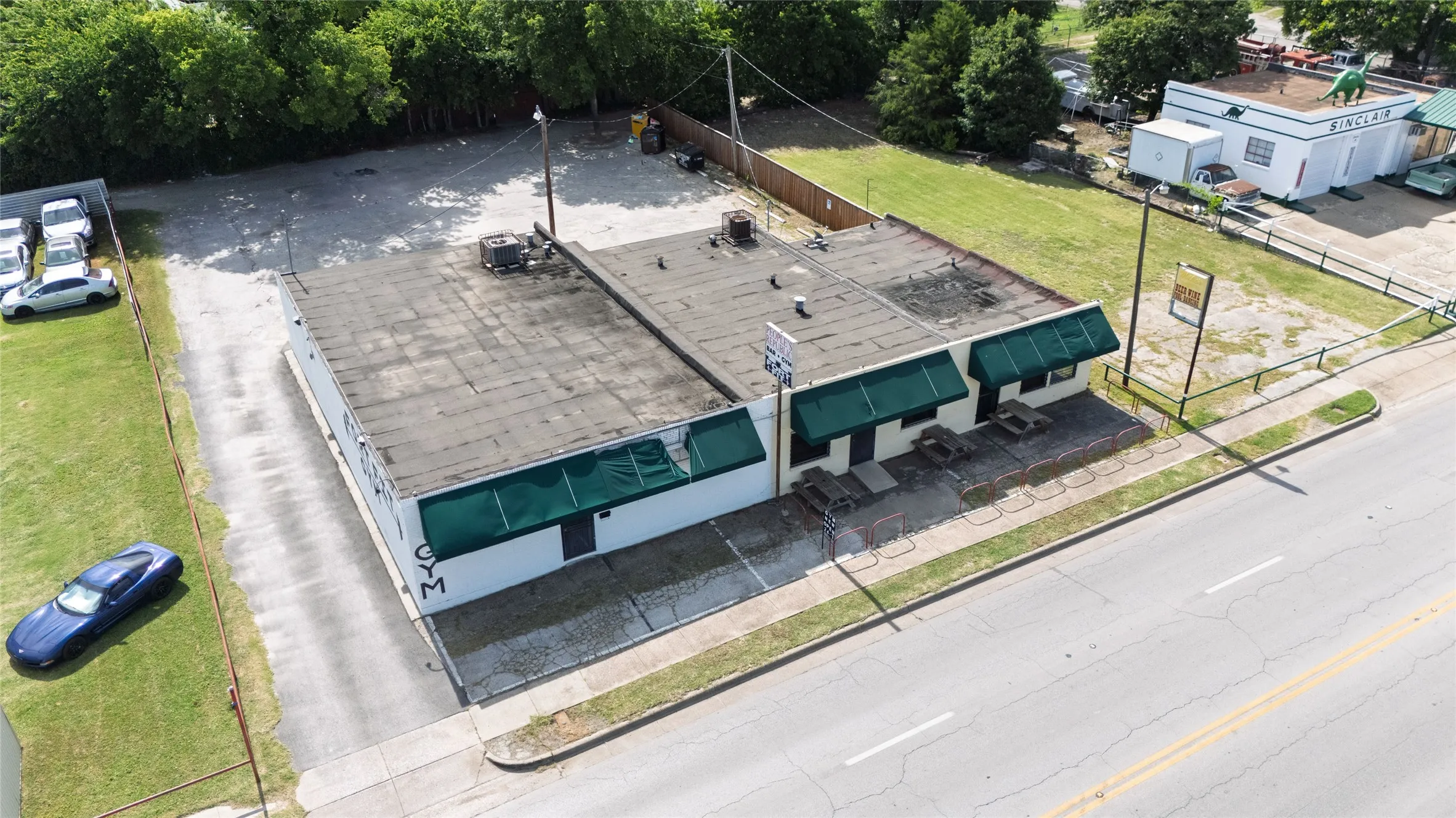 Business For Sale in Tarrant County , 3717 Mccart Avenue, Fort Worth, Texas 76110, 0, 0, Garage spaces, 0 Sqft, built in 1952, mls#21324704, Real Estate Agent in Fort Worth, Homes For Sale in Tarrant county, Homes For Sale in Fort Worth, Realtor in Fort Worth Texas, Real Estate Brokerage Independent Realty Texas, Luminita Cordes Realtor