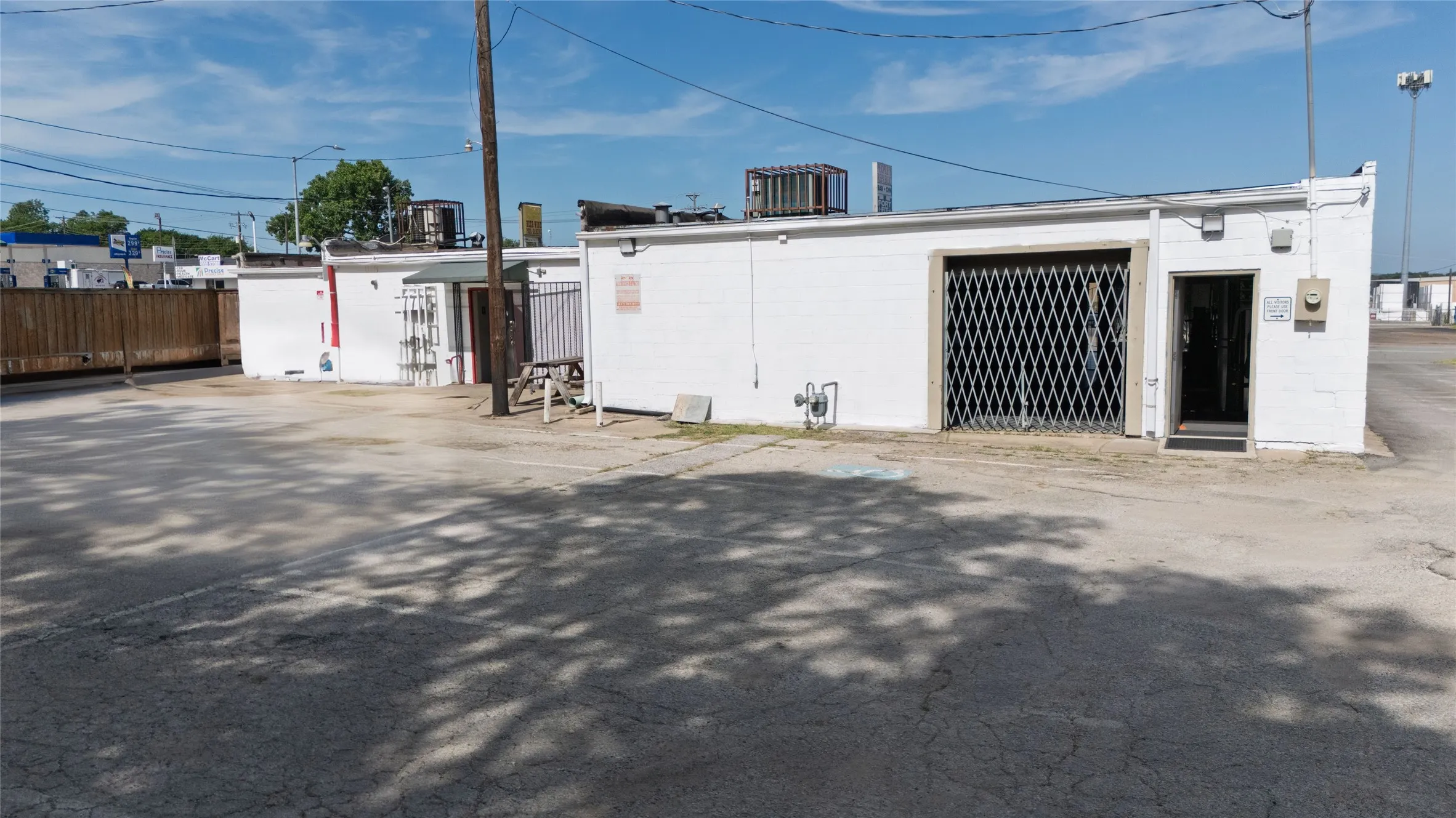 Business For Sale in Tarrant County , 3717 Mccart Avenue, Fort Worth, Texas 76110, 0, 0, Garage spaces, 0 Sqft, built in 1952, mls#21324704, Real Estate Agent in Fort Worth, Homes For Sale in Tarrant county, Homes For Sale in Fort Worth, Realtor in Fort Worth Texas, Real Estate Brokerage Independent Realty Texas, Luminita Cordes Realtor