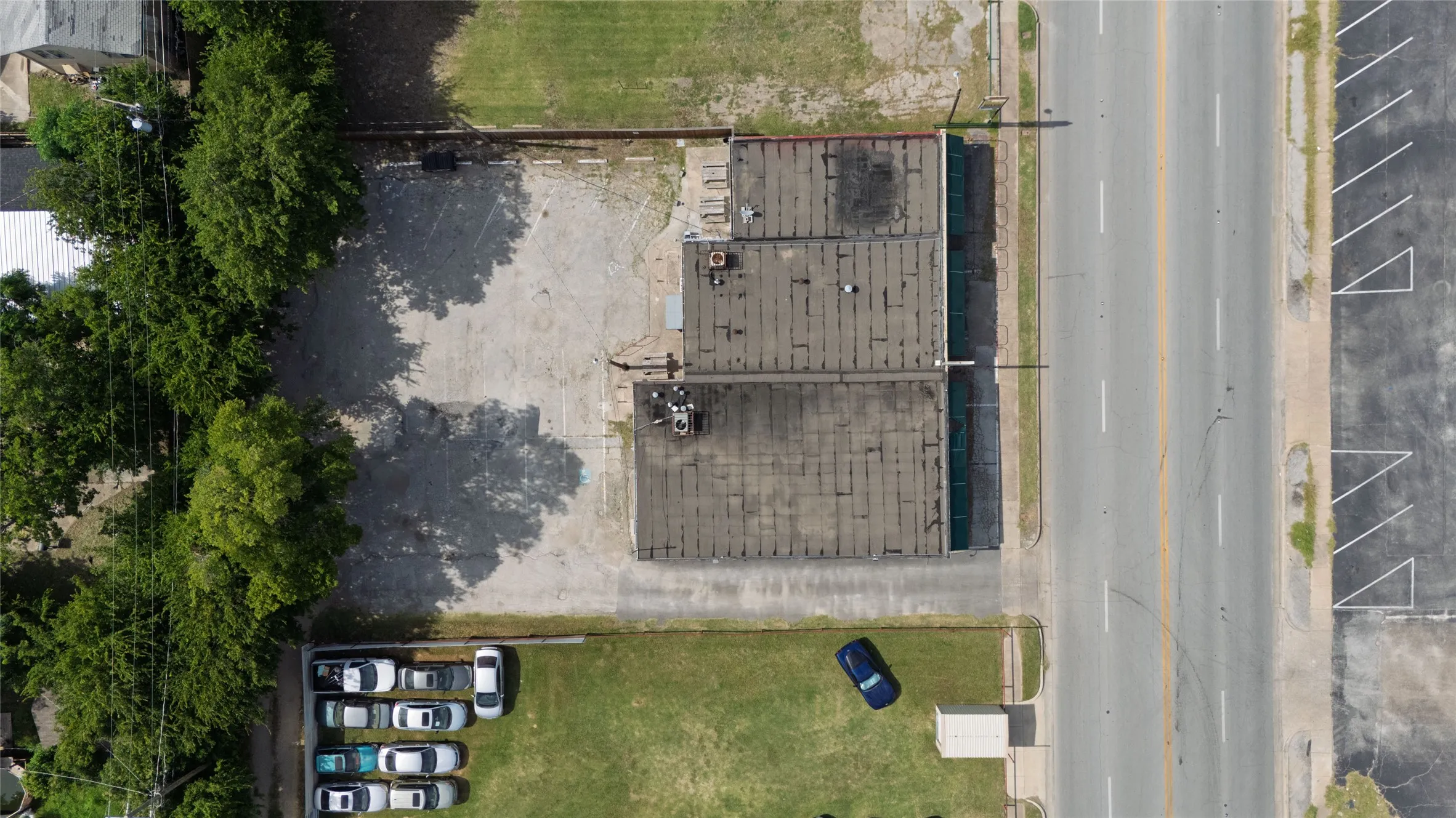 Business For Sale in Tarrant County , 3717 Mccart Avenue, Fort Worth, Texas 76110, 0, 0, Garage spaces, 0 Sqft, built in 1952, mls#21324704, Real Estate Agent in Fort Worth, Homes For Sale in Tarrant county, Homes For Sale in Fort Worth, Realtor in Fort Worth Texas, Real Estate Brokerage Independent Realty Texas, Luminita Cordes Realtor