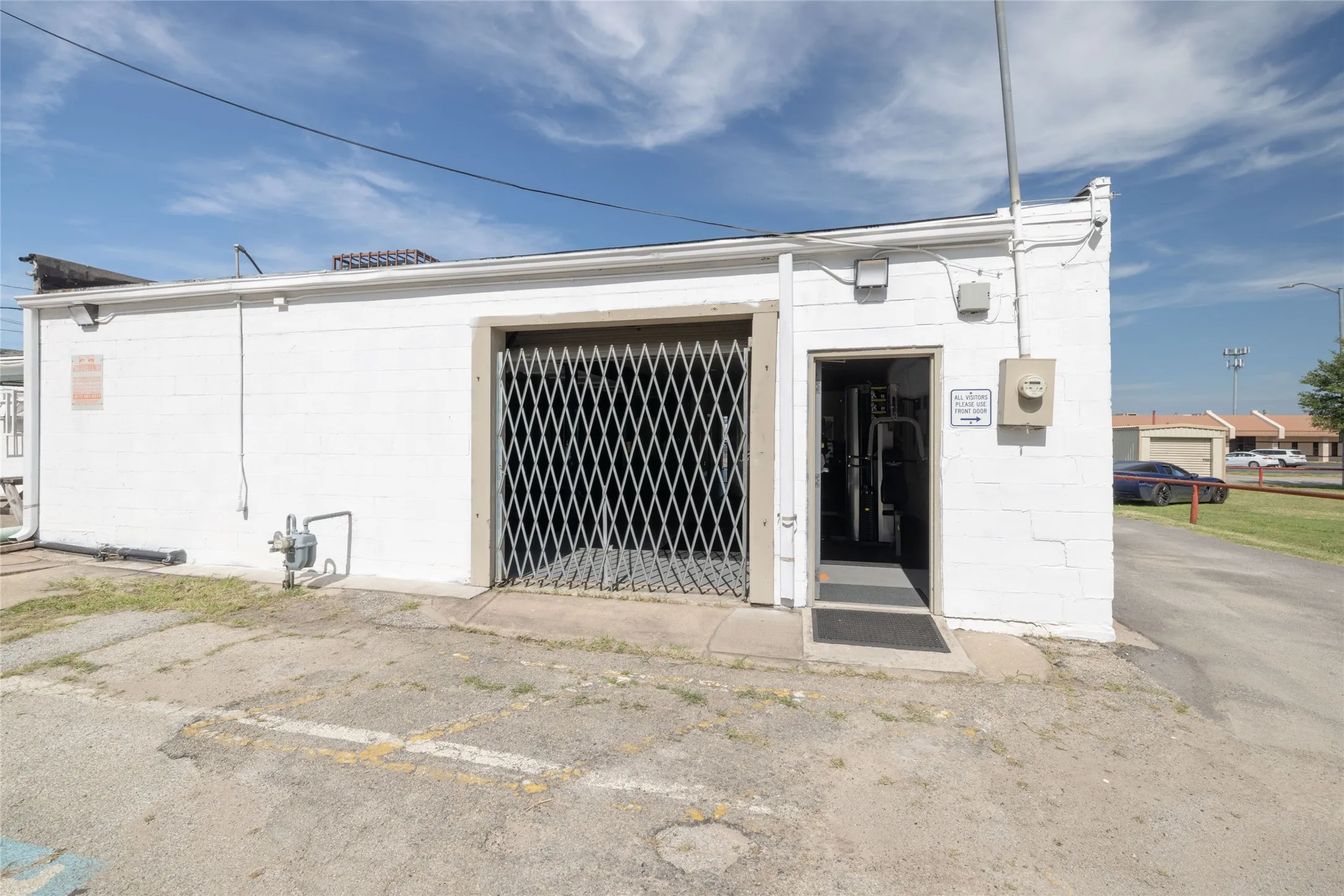 Business For Sale in Tarrant County , 3717 Mccart Avenue, Fort Worth, Texas 76110, 0, 0, Garage spaces, 0 Sqft, built in 1952, mls#21324704, Real Estate Agent in Fort Worth, Homes For Sale in Tarrant county, Homes For Sale in Fort Worth, Realtor in Fort Worth Texas, Real Estate Brokerage Independent Realty Texas, Luminita Cordes Realtor