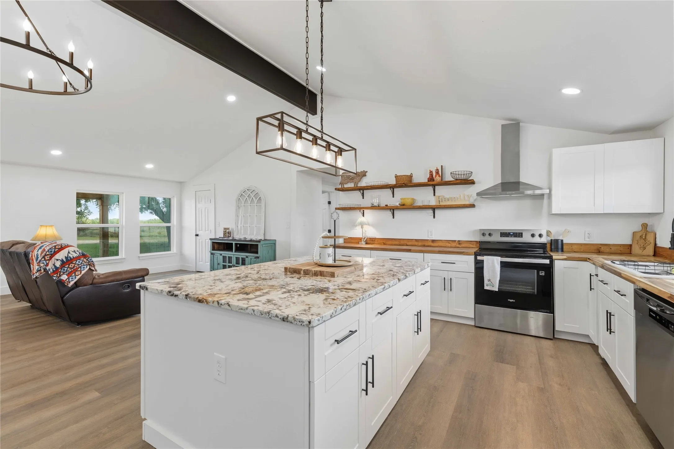Single Family Residence For Sale in Brown County , 11970 Highway 84 E 183E, Zephyr, Texas 76890, 3 Bedroom, 2 Bathroom, Garage spaces, 1,950 Sqft, built in 0, mls#21324632, Real Estate Agent in Zephyr, Homes For Sale in Brown county, Homes For Sale in Zephyr, Realtor in Zephyr Texas, Real Estate Brokerage Independent Realty Texas, Luminita Cordes Realtor