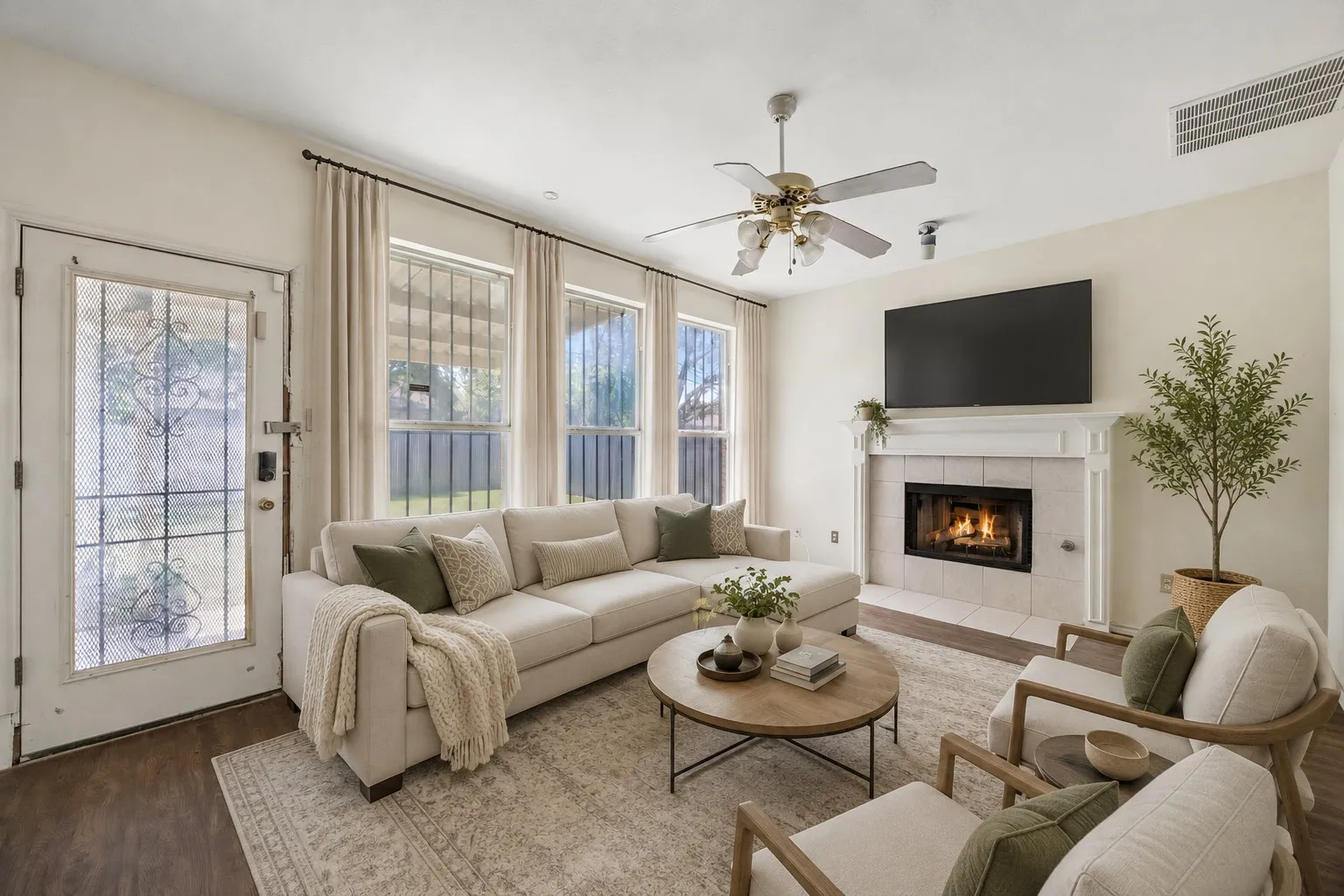 Family Room - virtually staged