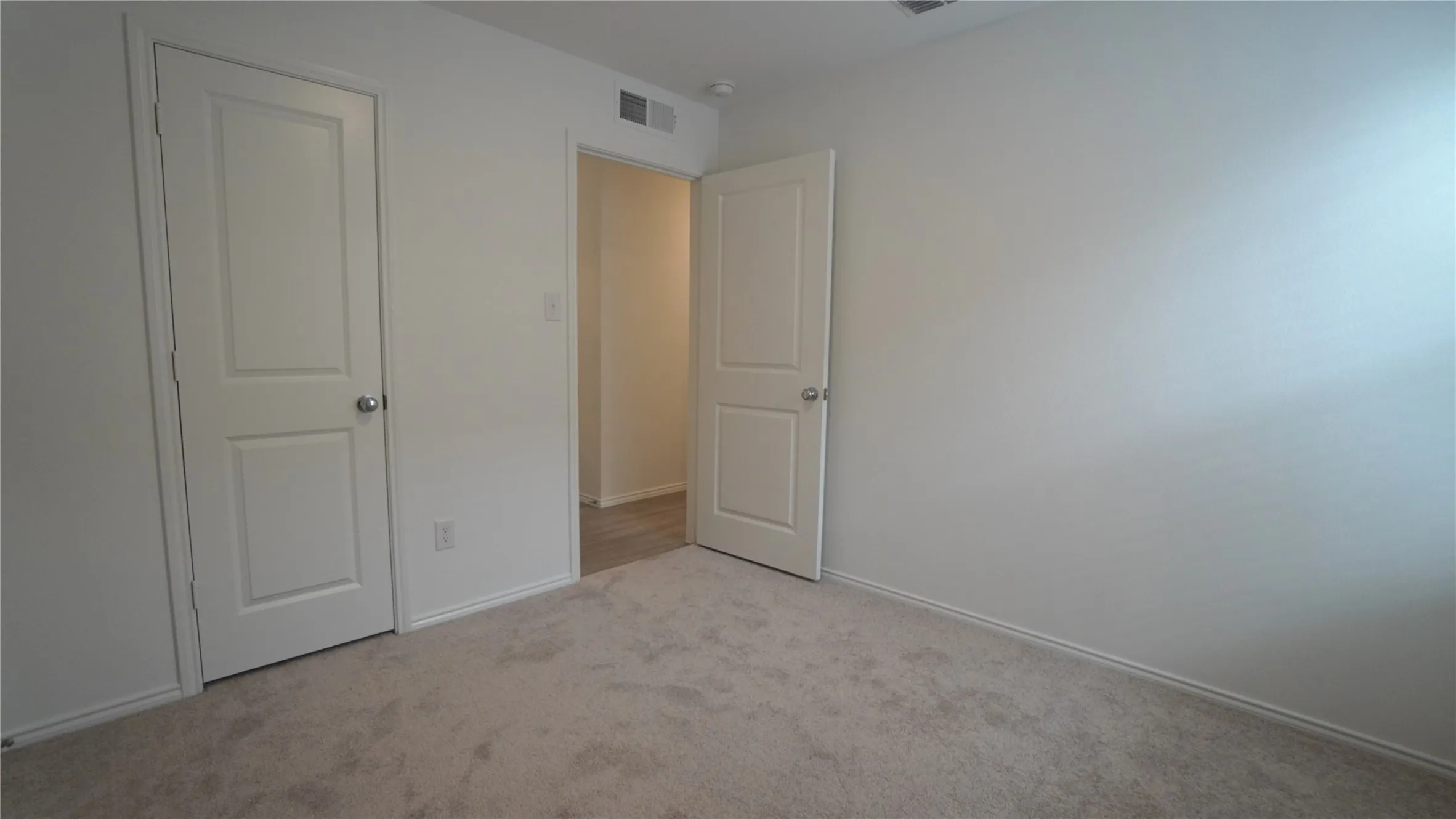 Single Family Residence For Rent in Kaufman County , 1769 Glacial Beech Place, Forney, Texas 75126, 4 Bedroom, 2 Bathroom, 2 Garage spaces, 1,598 Sqft, built in 2024, mls#21276953, Real Estate Agent in Forney, Homes For Rent in Kaufman county, Homes For Rent in Forney, Realtor in Forney Texas, Real Estate Brokerage Independent Realty Texas, Luminita Cordes Realtor