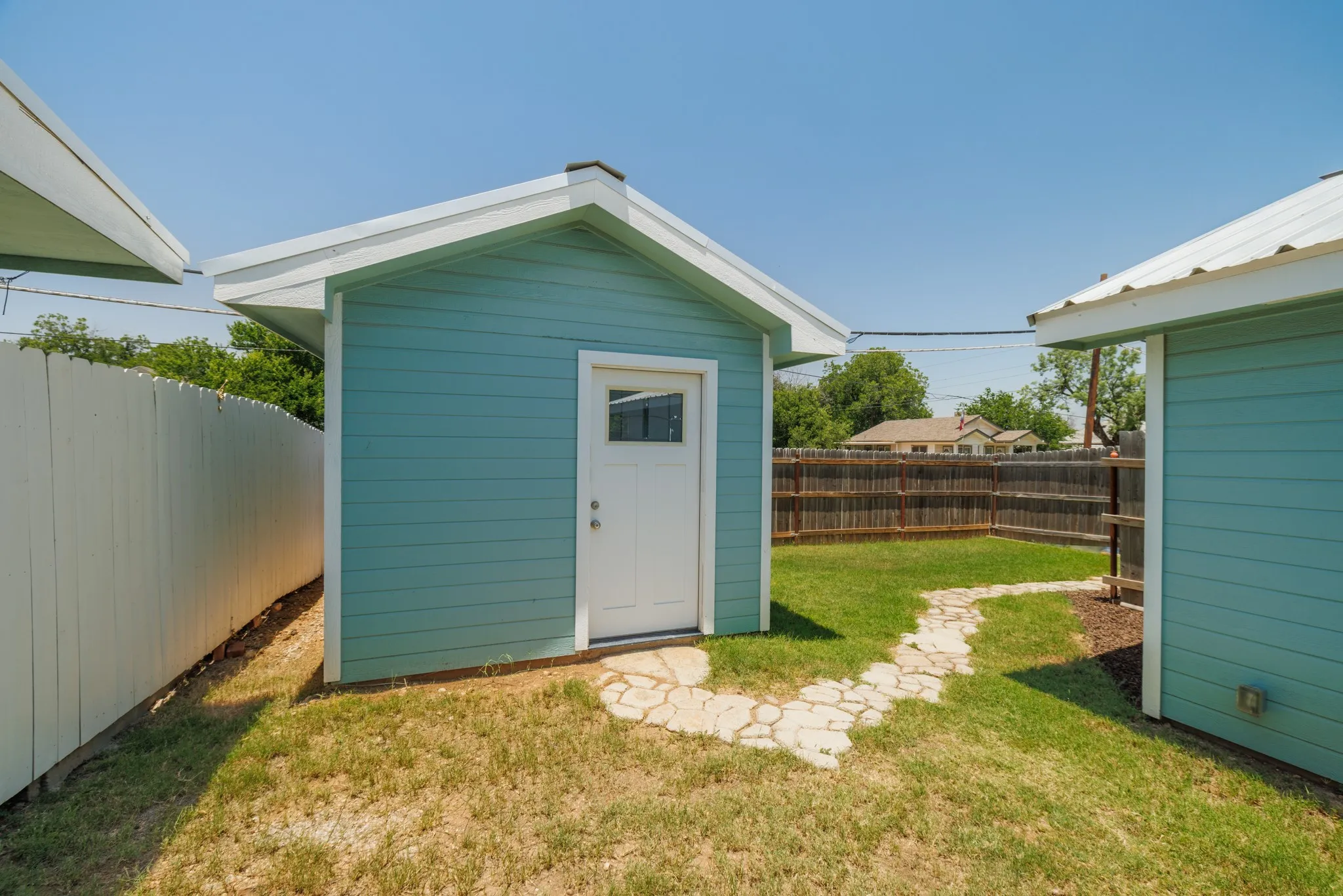 For Sale in Taylor County , 1107 Vine Street, Abilene, Texas 79602, 5 Bedroom, 5 Bathroom, Garage spaces, 0 Sqft, built in 2021, mls#21305189, Real Estate Agent in Abilene, Homes For Sale in Taylor county, Homes For Sale in Abilene, Realtor in Abilene Texas, Real Estate Brokerage Independent Realty Texas, Luminita Cordes Realtor