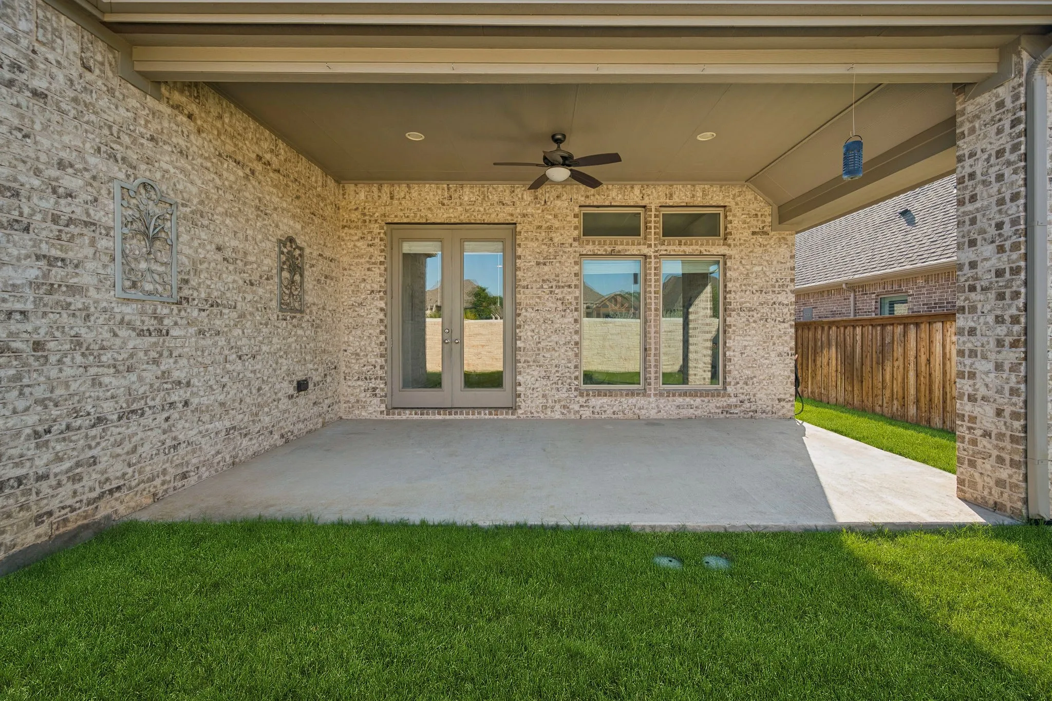 Single Family Residence For Sale in Collin County , 8721 Navidad Falls Drive, Mc Kinney, Texas 75071, 3 Bedrooms, 2 Bathrooms, 2 Garage spaces, 2,071 Sqft, built in 2020, Price $469,000, mls#21322339, Real Estate Agent in Mc Kinney, Homes For Sale in Collin county, Homes For Sale in Mc Kinney, Realtor in Mc Kinney Texas, Real Estate Brokerage Independent Realty Texas, Luminita Cordes Realtor