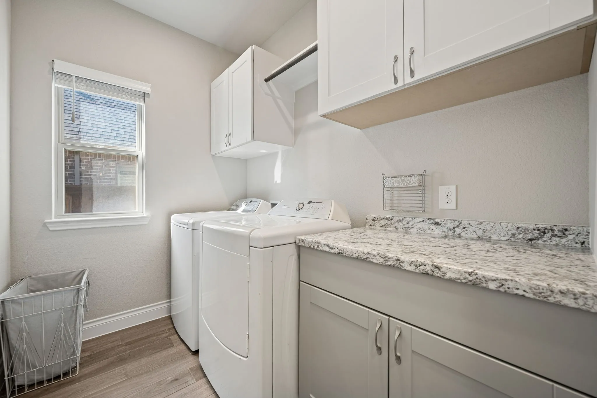 Single Family Residence For Sale in Collin County , 8721 Navidad Falls Drive, Mc Kinney, Texas 75071, 3 Bedrooms, 2 Bathrooms, 2 Garage spaces, 2,071 Sqft, built in 2020, Price $469,000, mls#21322339, Real Estate Agent in Mc Kinney, Homes For Sale in Collin county, Homes For Sale in Mc Kinney, Realtor in Mc Kinney Texas, Real Estate Brokerage Independent Realty Texas, Luminita Cordes Realtor