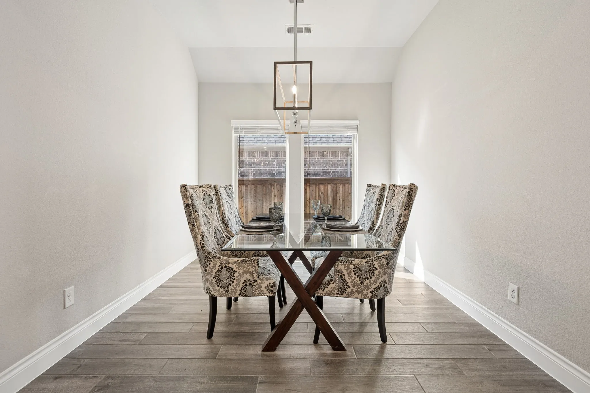 Single Family Residence For Sale in Collin County , 8721 Navidad Falls Drive, Mc Kinney, Texas 75071, 3 Bedrooms, 2 Bathrooms, 2 Garage spaces, 2,071 Sqft, built in 2020, Price $469,000, mls#21322339, Real Estate Agent in Mc Kinney, Homes For Sale in Collin county, Homes For Sale in Mc Kinney, Realtor in Mc Kinney Texas, Real Estate Brokerage Independent Realty Texas, Luminita Cordes Realtor