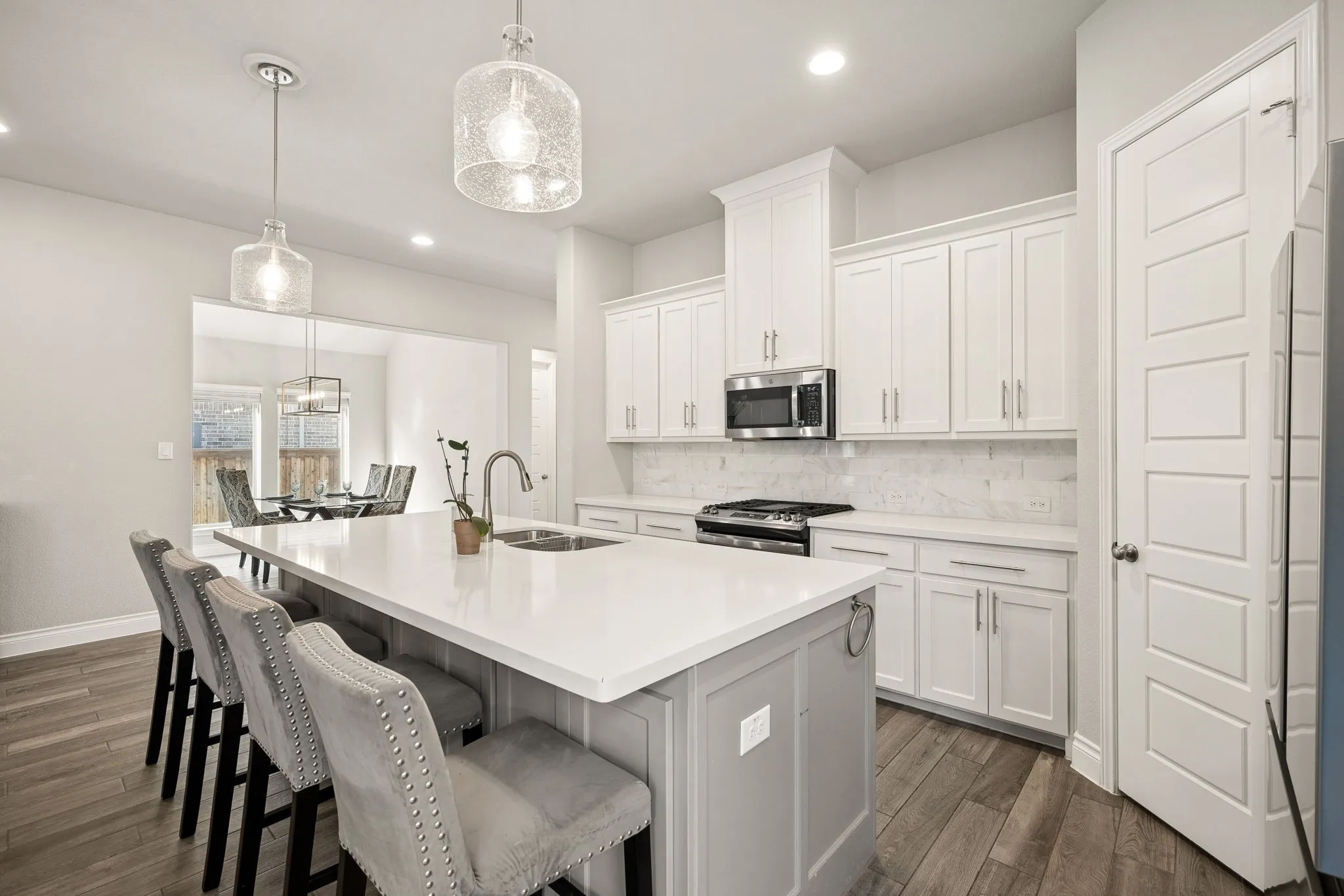 Single Family Residence For Sale in Collin County , 8721 Navidad Falls Drive, Mc Kinney, Texas 75071, 3 Bedrooms, 2 Bathrooms, 2 Garage spaces, 2,071 Sqft, built in 2020, Price $469,000, mls#21322339, Real Estate Agent in Mc Kinney, Homes For Sale in Collin county, Homes For Sale in Mc Kinney, Realtor in Mc Kinney Texas, Real Estate Brokerage Independent Realty Texas, Luminita Cordes Realtor