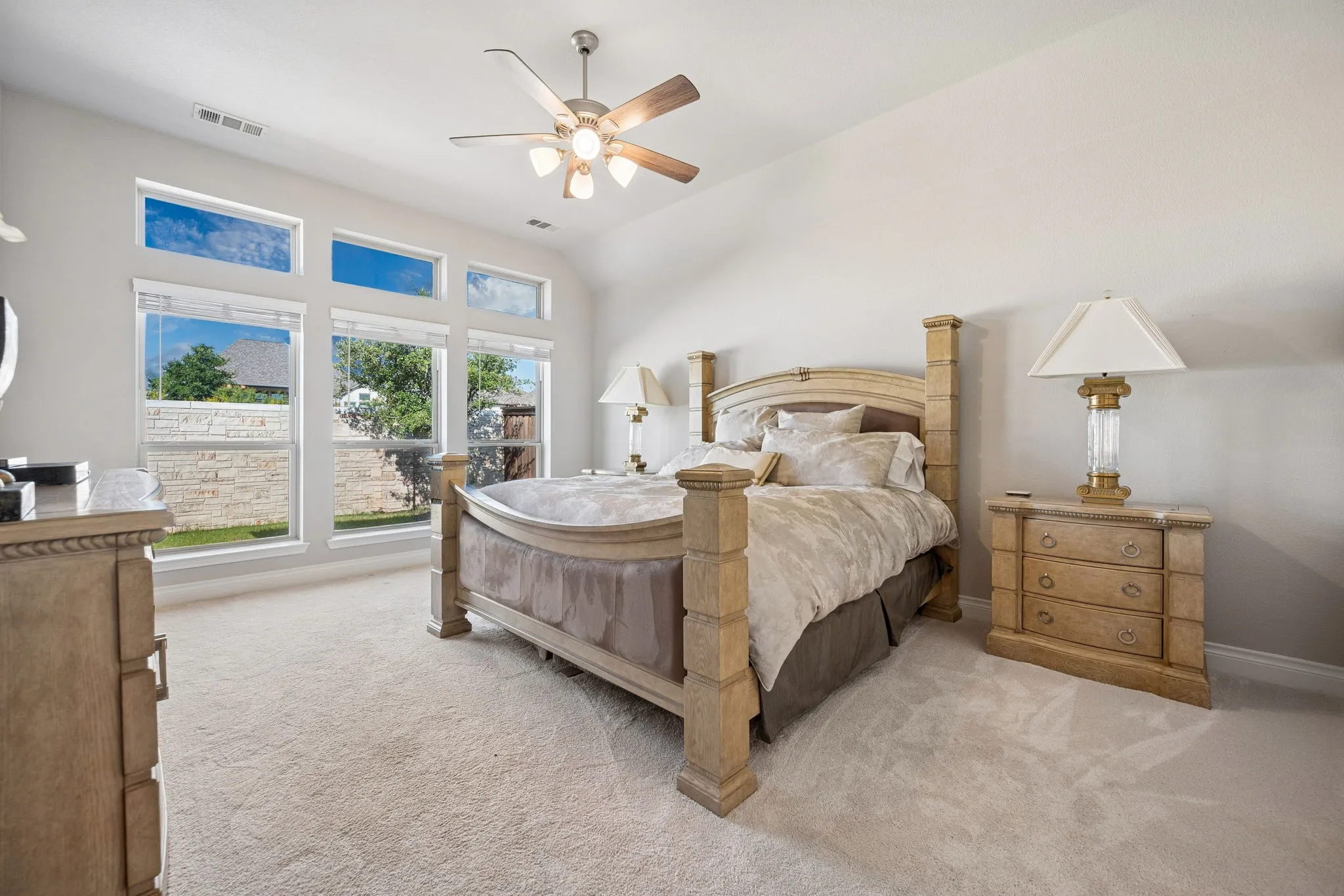 Single Family Residence For Sale in Collin County , 8721 Navidad Falls Drive, Mc Kinney, Texas 75071, 3 Bedrooms, 2 Bathrooms, 2 Garage spaces, 2,071 Sqft, built in 2020, Price $469,000, mls#21322339, Real Estate Agent in Mc Kinney, Homes For Sale in Collin county, Homes For Sale in Mc Kinney, Realtor in Mc Kinney Texas, Real Estate Brokerage Independent Realty Texas, Luminita Cordes Realtor