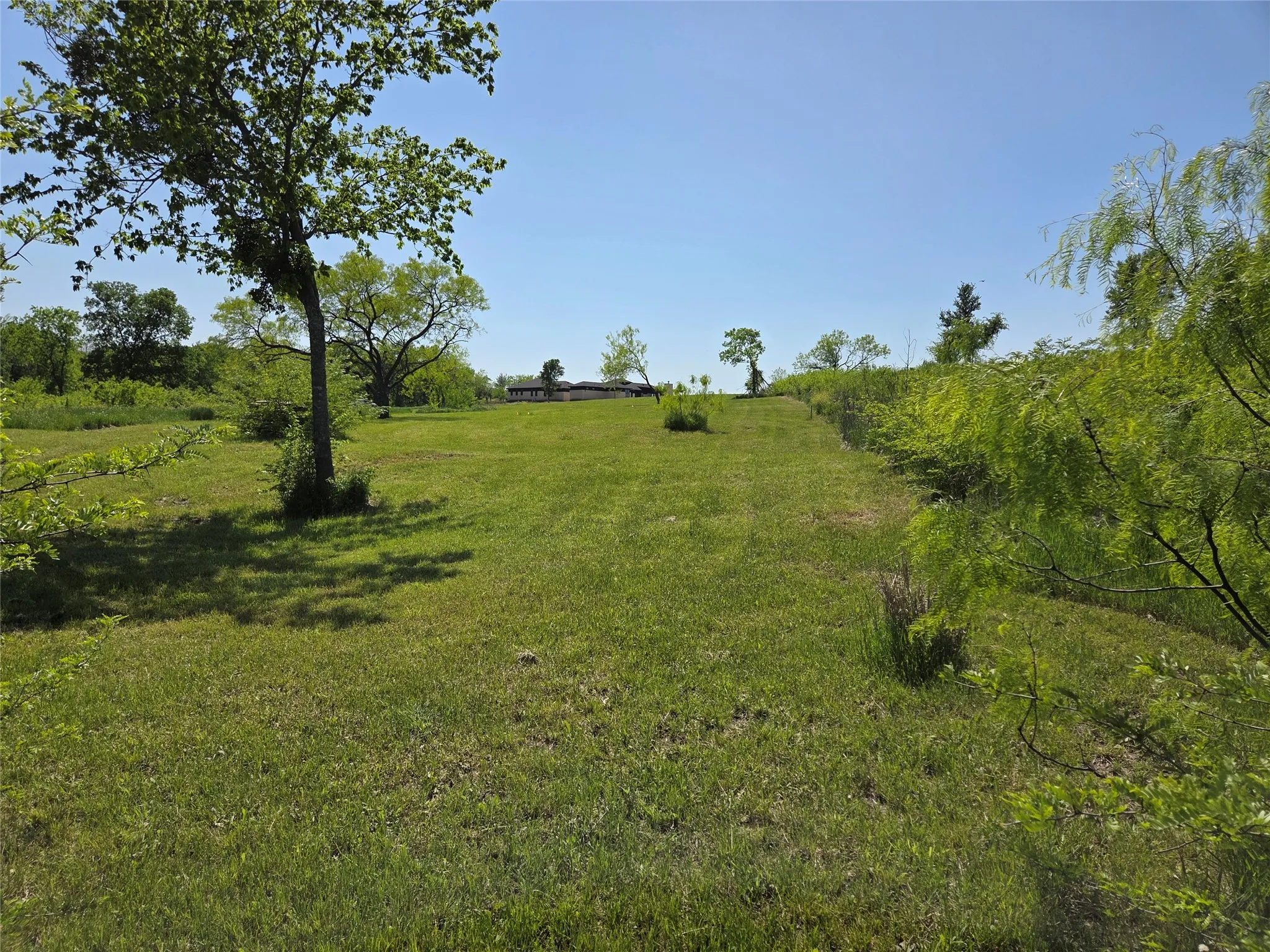 Unimproved Land For Sale in Navarro County , Lot 24 Edgewater Way, Corsicana, Texas 75109, 0, 0, Garage spaces, 0 Sqft, built in 0, mls#21324694, Real Estate Agent in Corsicana, Homes For Sale in Navarro county, Homes For Sale in Corsicana, Realtor in Corsicana Texas, Real Estate Brokerage Independent Realty Texas, Luminita Cordes Realtor