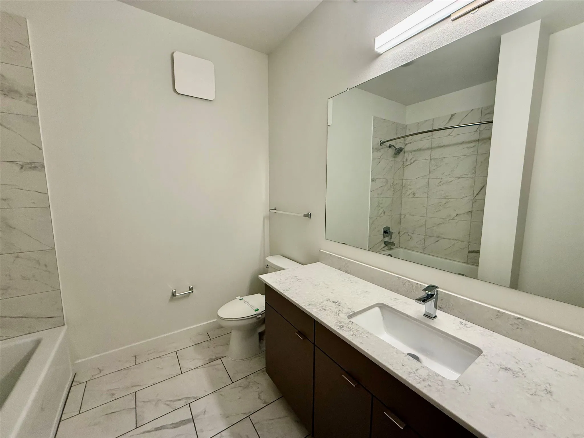 Apartment For Rent in Dallas County , 7450 Coronado Avenue 613, Dallas, Texas 75214, 2 Bedrooms, 3 Bathrooms, Garage spaces, 2,213 Sqft, built in 2018, Price $4,364, mls#21324723, Real Estate Agent in Dallas, Homes For Rent in Dallas county, Homes For Rent in Dallas, Realtor in Dallas Texas, Real Estate Brokerage Independent Realty Texas, Luminita Cordes Realtor