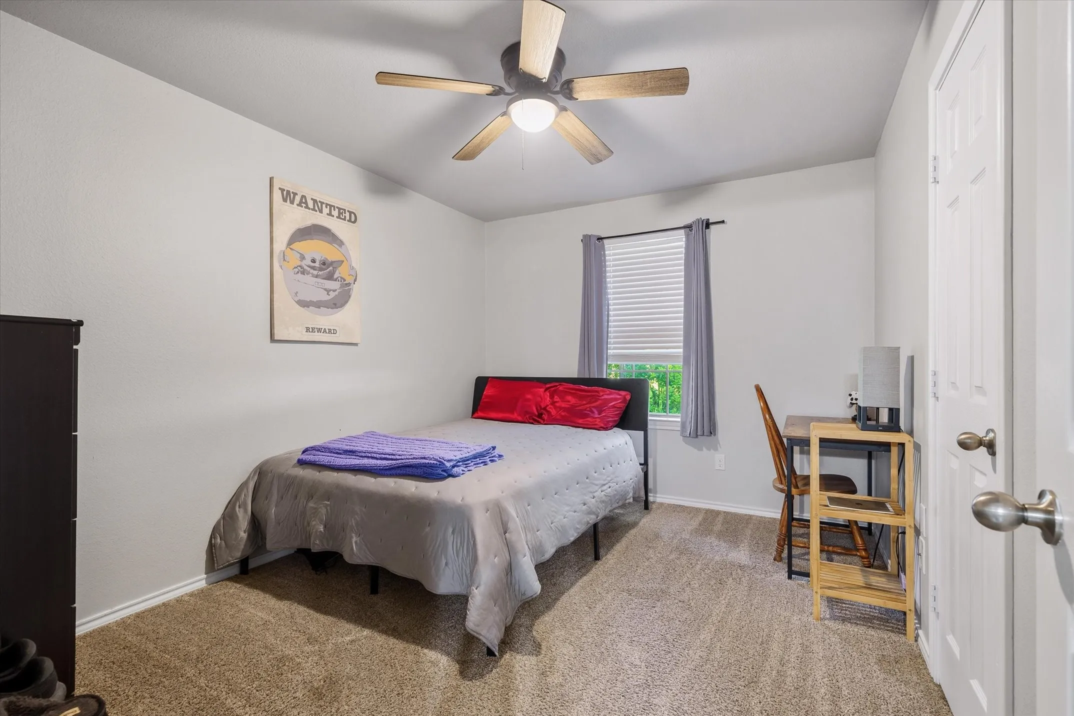 Single Family Residence For Sale in Smith County , 9165 Stonecreek, Tyler, Texas 75703, 3 Bedroom, 2 Bathroom, 2 Garage spaces, 1,376 Sqft, built in 2007, mls#21324729, Real Estate Agent in Tyler, Homes For Sale in Smith county, Homes For Sale in Tyler, Realtor in Tyler Texas, Real Estate Brokerage Independent Realty Texas, Luminita Cordes Realtor