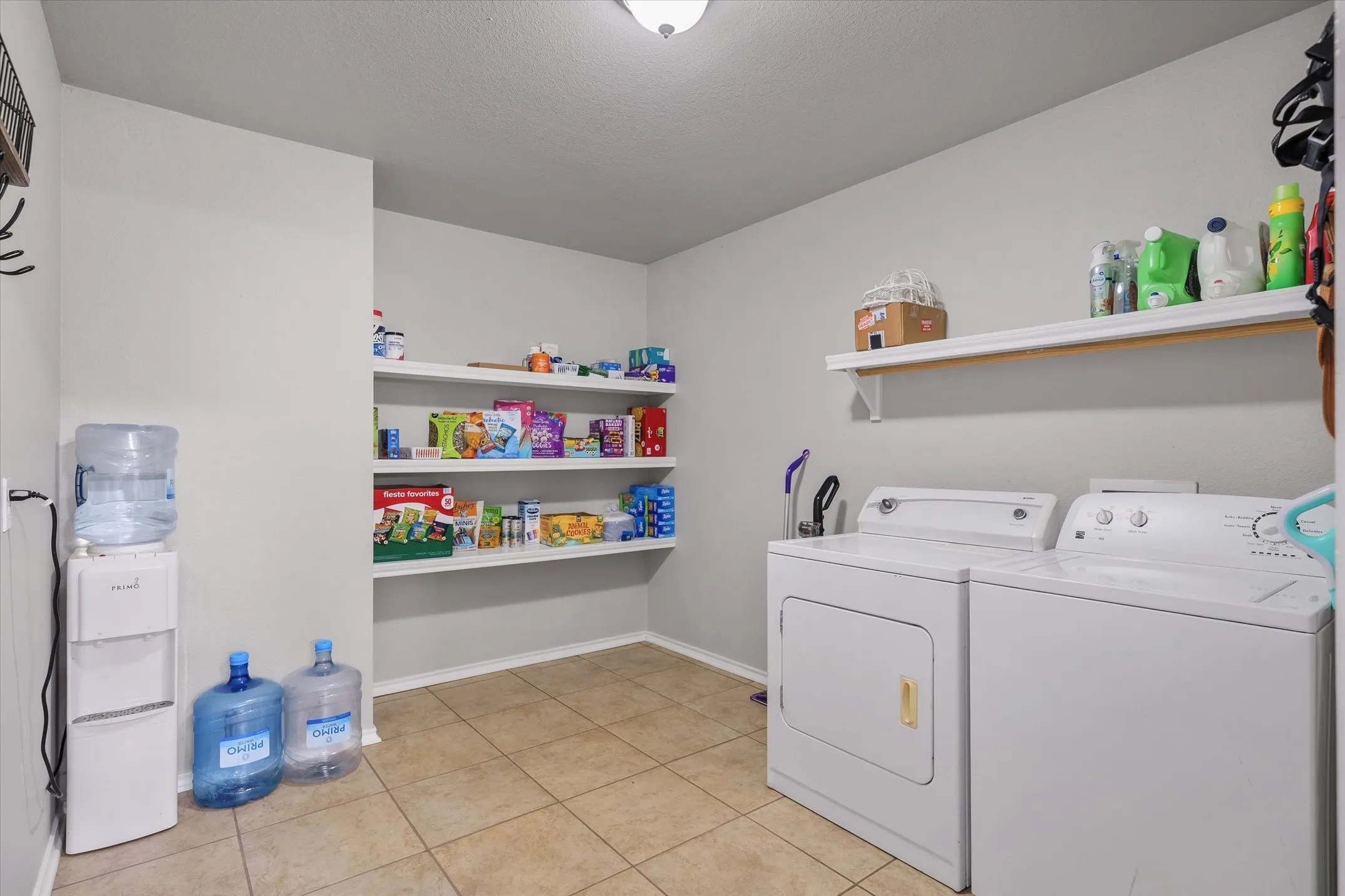 Single Family Residence For Sale in Smith County , 9165 Stonecreek, Tyler, Texas 75703, 3 Bedroom, 2 Bathroom, 2 Garage spaces, 1,376 Sqft, built in 2007, mls#21324729, Real Estate Agent in Tyler, Homes For Sale in Smith county, Homes For Sale in Tyler, Realtor in Tyler Texas, Real Estate Brokerage Independent Realty Texas, Luminita Cordes Realtor