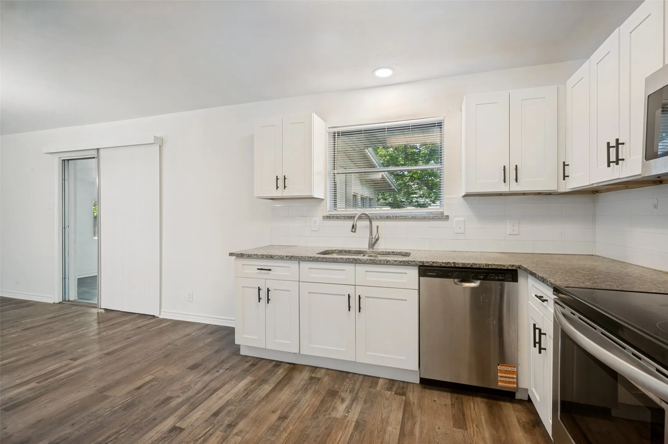 Single Family Residence For Sale in Dallas County , 706 Goodyear Street, Irving, Texas 75062, 3 Bedrooms, 2 Bathrooms, 2 Garage spaces, 1,588 Sqft, built in 1961, Price $324,900, mls#21324736, Real Estate Agent in Irving, Homes For Sale in Dallas county, Homes For Sale in Irving, Realtor in Irving Texas, Real Estate Brokerage Independent Realty Texas, Luminita Cordes Realtor
