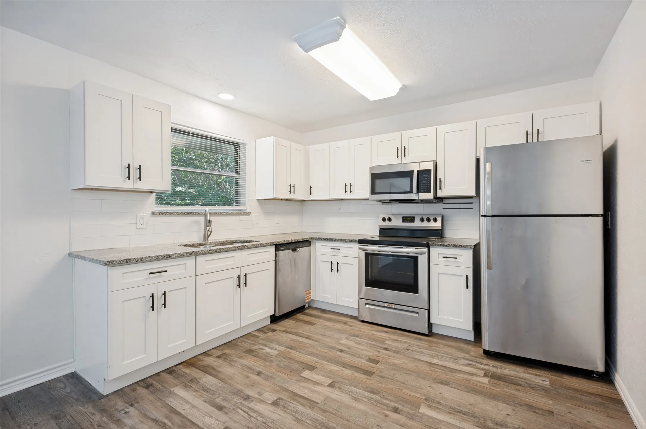 Single Family Residence For Sale in Dallas County , 706 Goodyear Street, Irving, Texas 75062, 3 Bedrooms, 2 Bathrooms, 2 Garage spaces, 1,588 Sqft, built in 1961, Price $324,900, mls#21324736, Real Estate Agent in Irving, Homes For Sale in Dallas county, Homes For Sale in Irving, Realtor in Irving Texas, Real Estate Brokerage Independent Realty Texas, Luminita Cordes Realtor