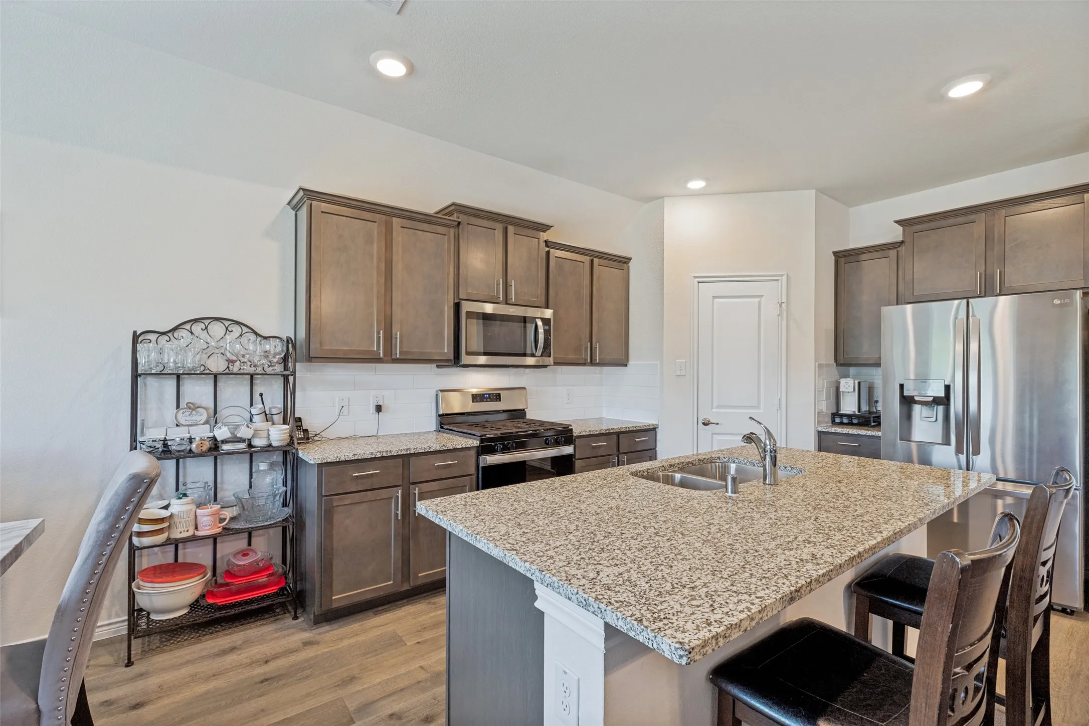 Single Family Residence For Sale in Collin County , 523 Summit Pass Lane, Princeton, Texas 75407, 3 Bedroom, 2 Bathroom, 2 Garage spaces, 1,480 Sqft, built in 2022, mls#21324675, Real Estate Agent in Princeton, Homes For Sale in Collin county, Homes For Sale in Princeton, Realtor in Princeton Texas, Real Estate Brokerage Independent Realty Texas, Luminita Cordes Realtor