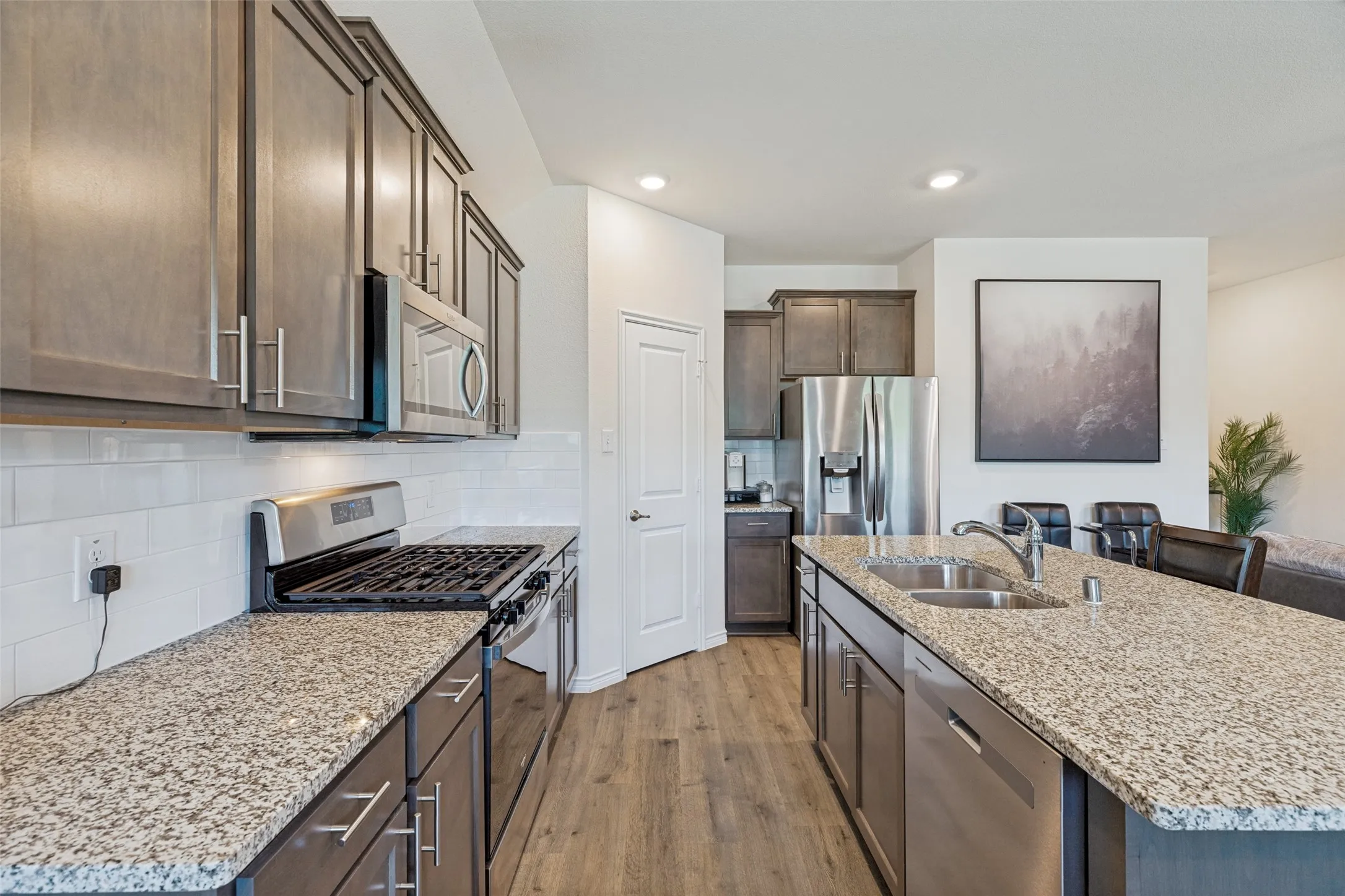 Single Family Residence For Sale in Collin County , 523 Summit Pass Lane, Princeton, Texas 75407, 3 Bedroom, 2 Bathroom, 2 Garage spaces, 1,480 Sqft, built in 2022, mls#21324675, Real Estate Agent in Princeton, Homes For Sale in Collin county, Homes For Sale in Princeton, Realtor in Princeton Texas, Real Estate Brokerage Independent Realty Texas, Luminita Cordes Realtor