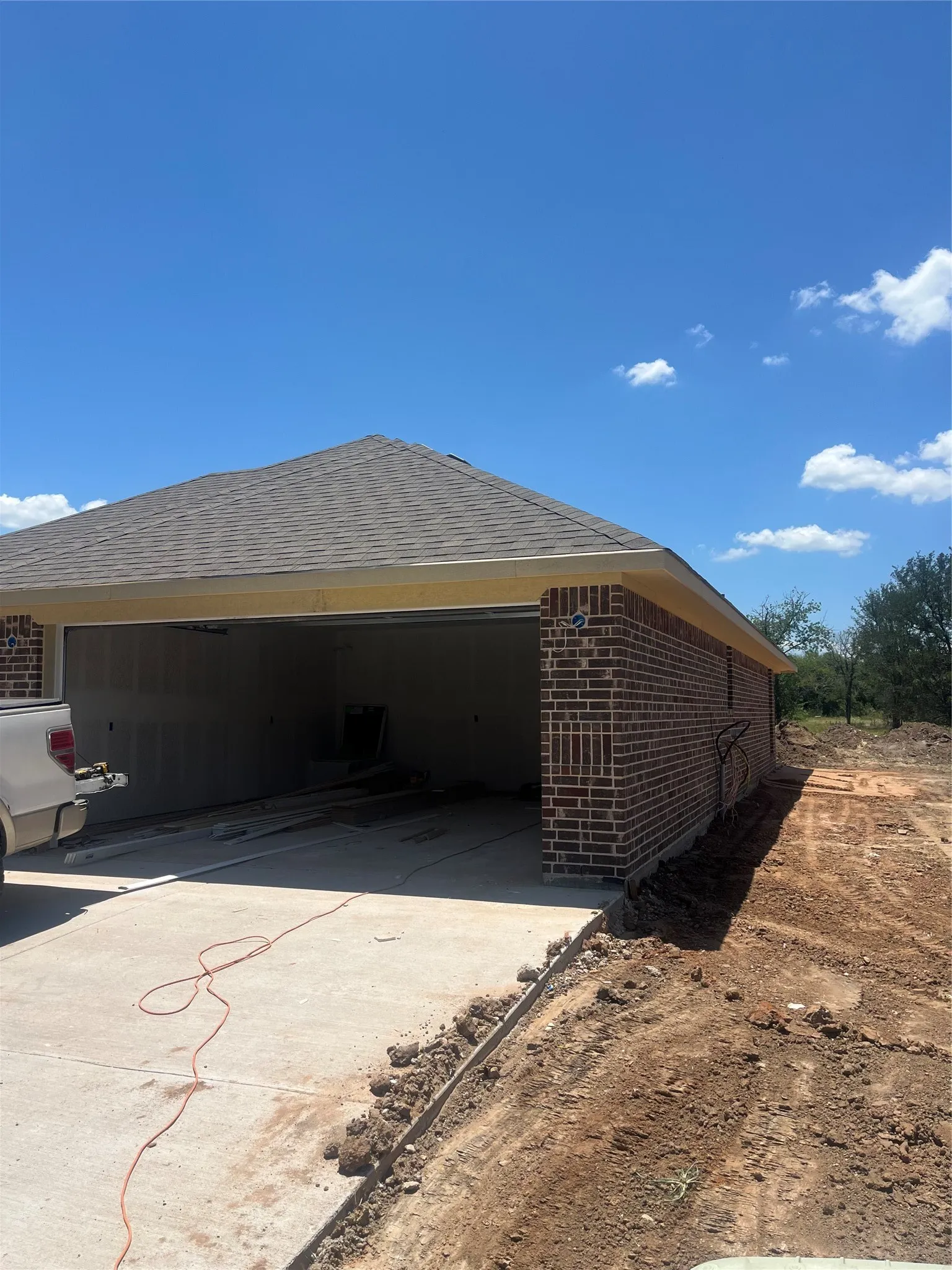 413 Conway side view
