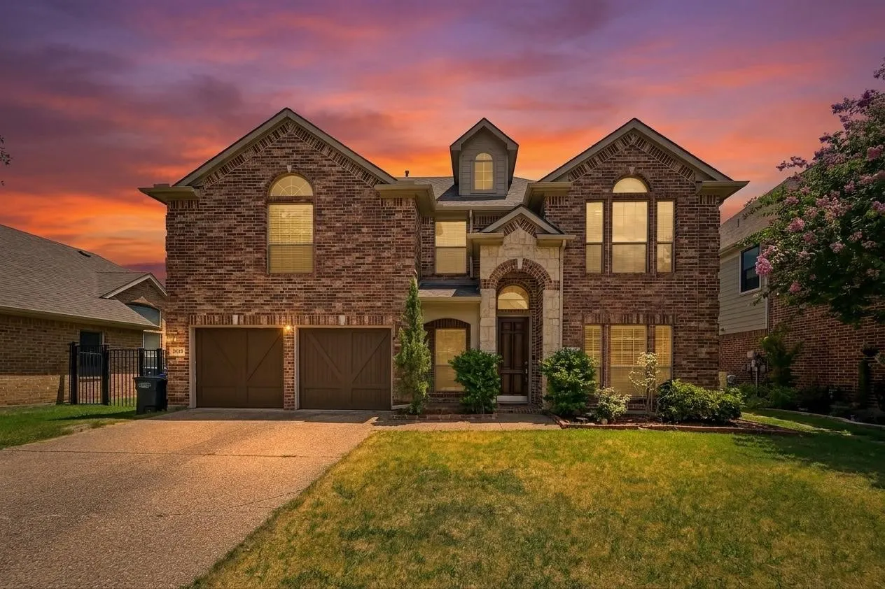 Single Family Residence For Sale in Collin County , 381 Fairlanding Avenue, Fairview, Texas 75069, 5 Bedroom, 4 Bathroom, 2 Garage spaces, 3,665 Sqft, built in 2005, mls#21324505, Real Estate Agent in Fairview, Homes For Sale in Collin county, Homes For Sale in Fairview, Realtor in Fairview Texas, Real Estate Brokerage Independent Realty Texas, Luminita Cordes Realtor